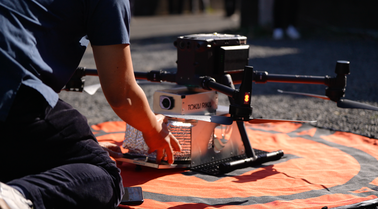 医薬品配送ボックス