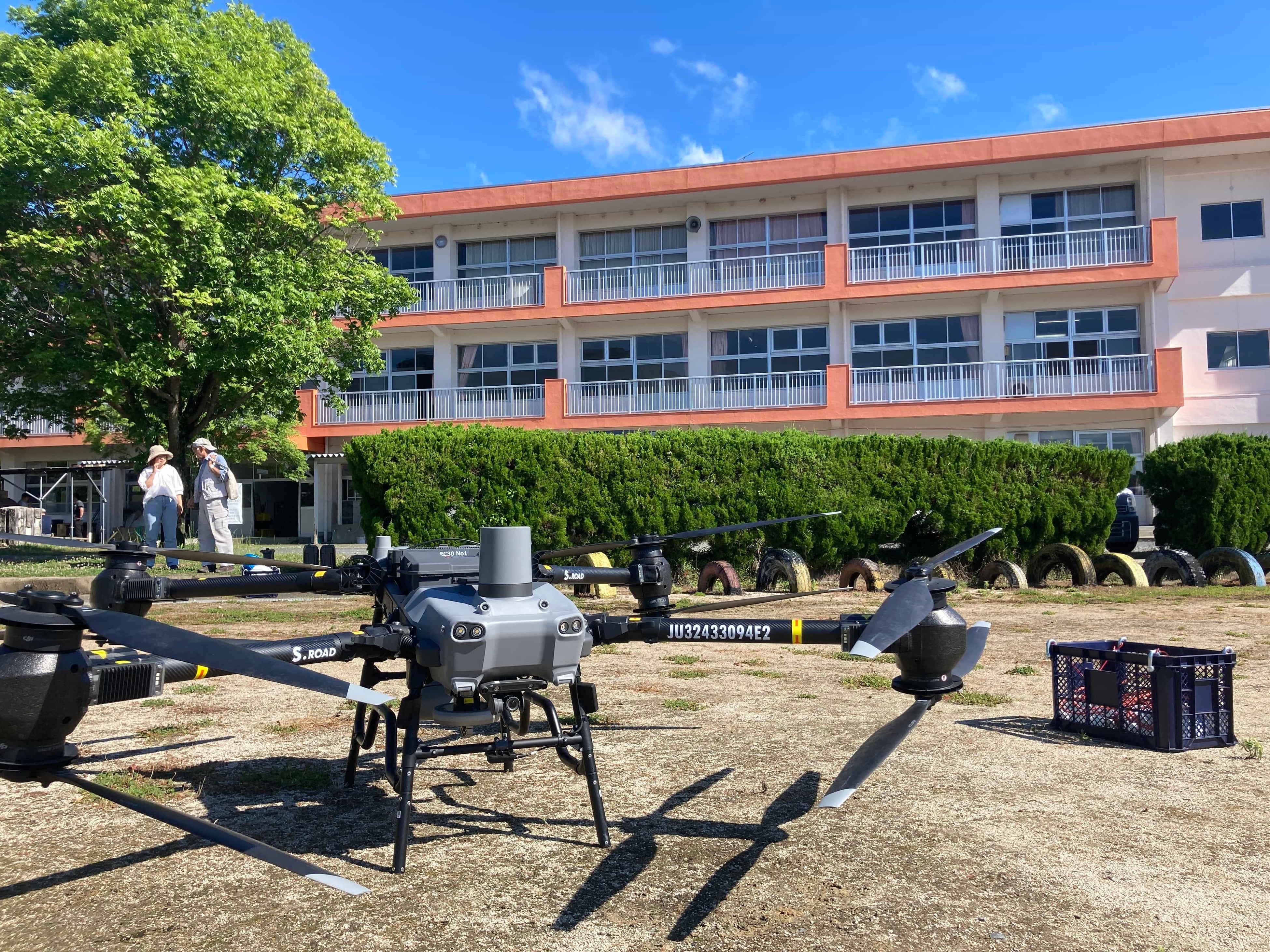 多久市内の廃校を活用した大型ドローン講習