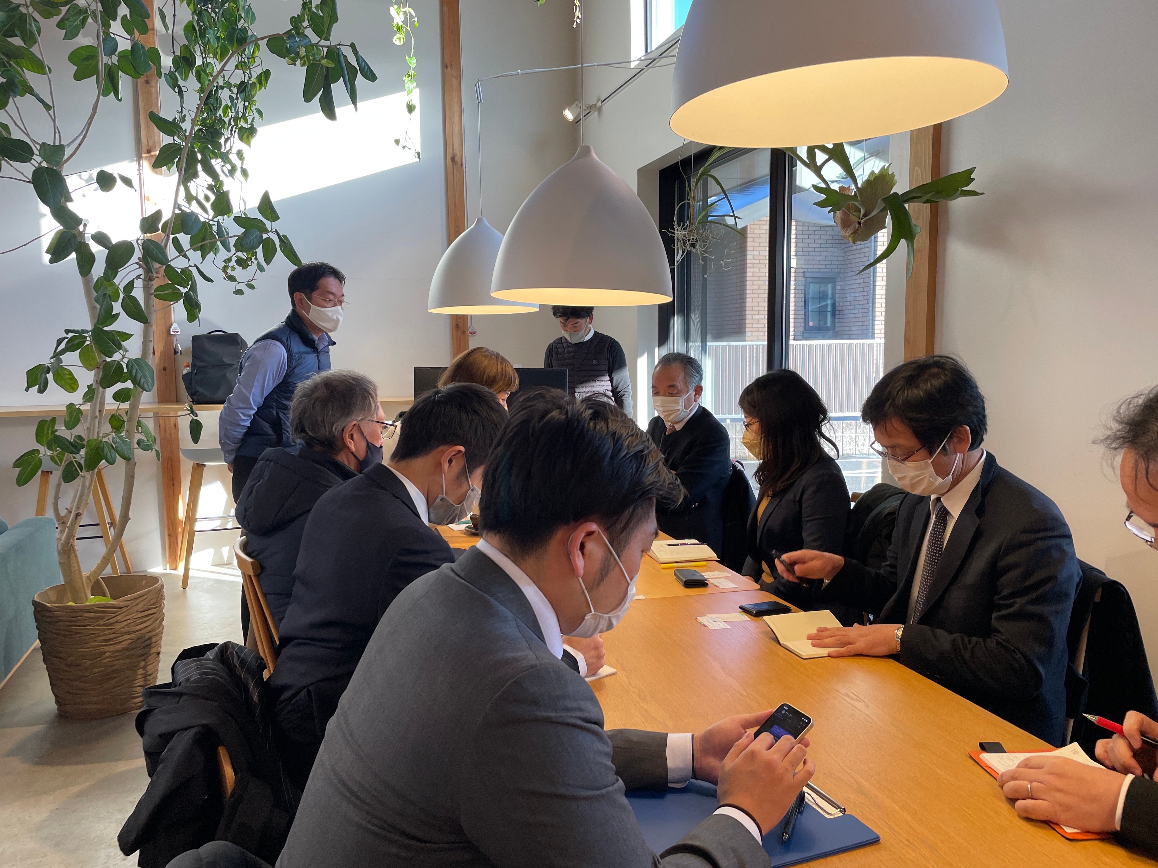 スコル　カフェでの意見交換会