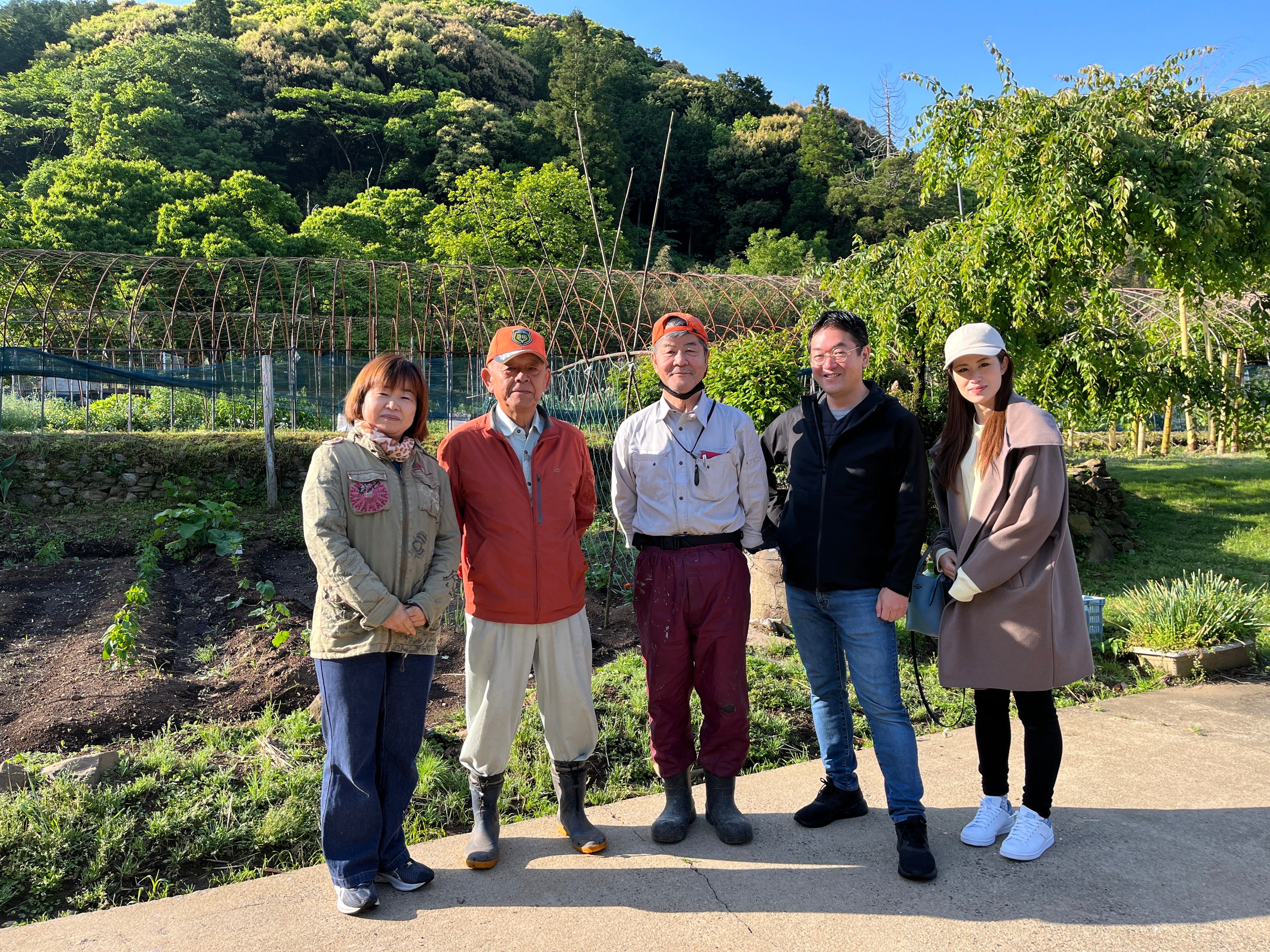 佐賀県猟友会多久支部メンバーとトルビズオンメンバー
