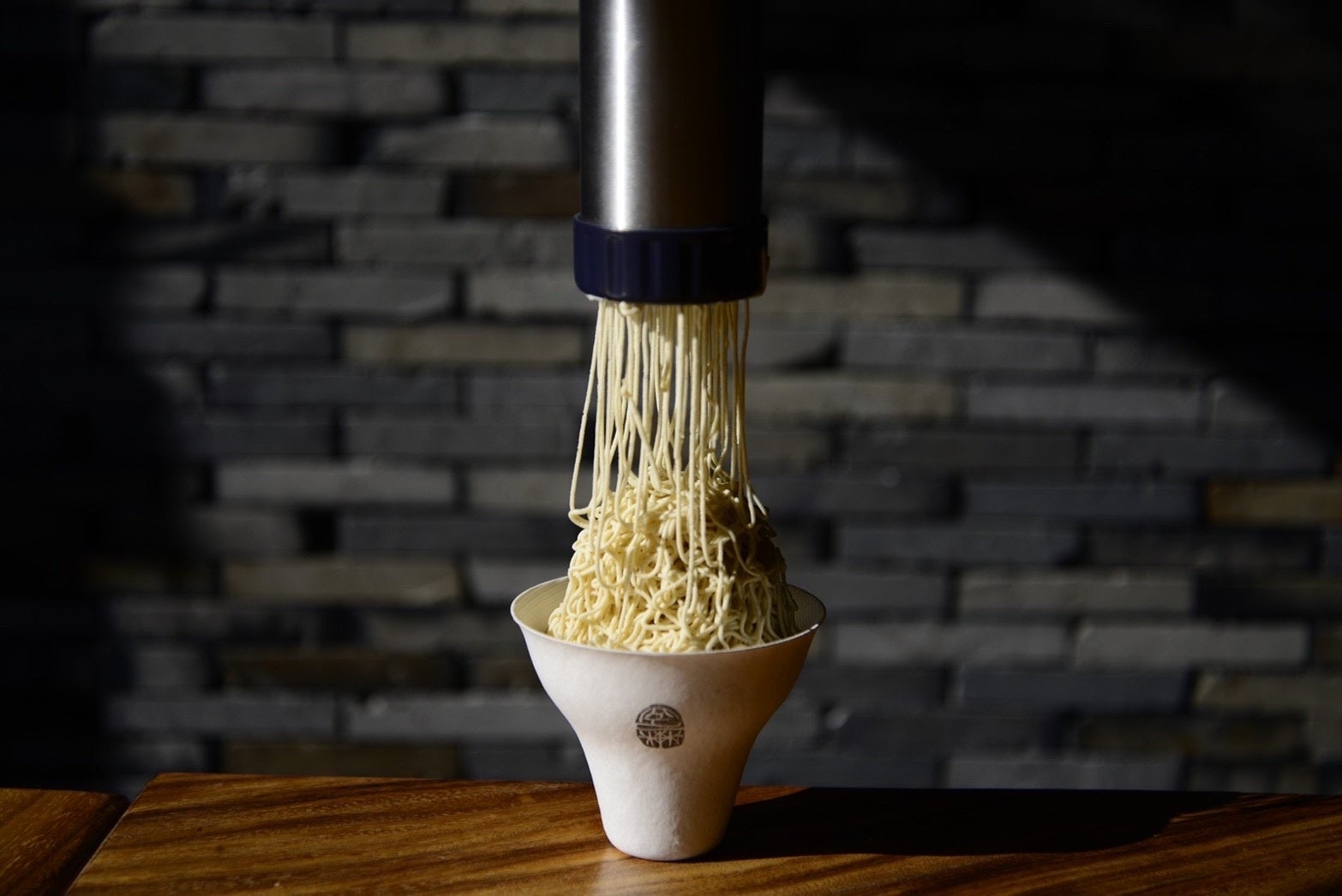 愛媛県産の栗を使用した絞りたてモンブランソフト