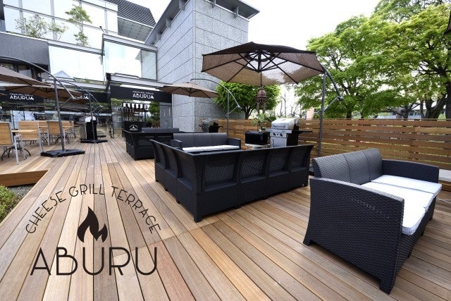 GRILL TERRACE ABURU」に“自分で作る”がテーマのBBQテラスがオープン