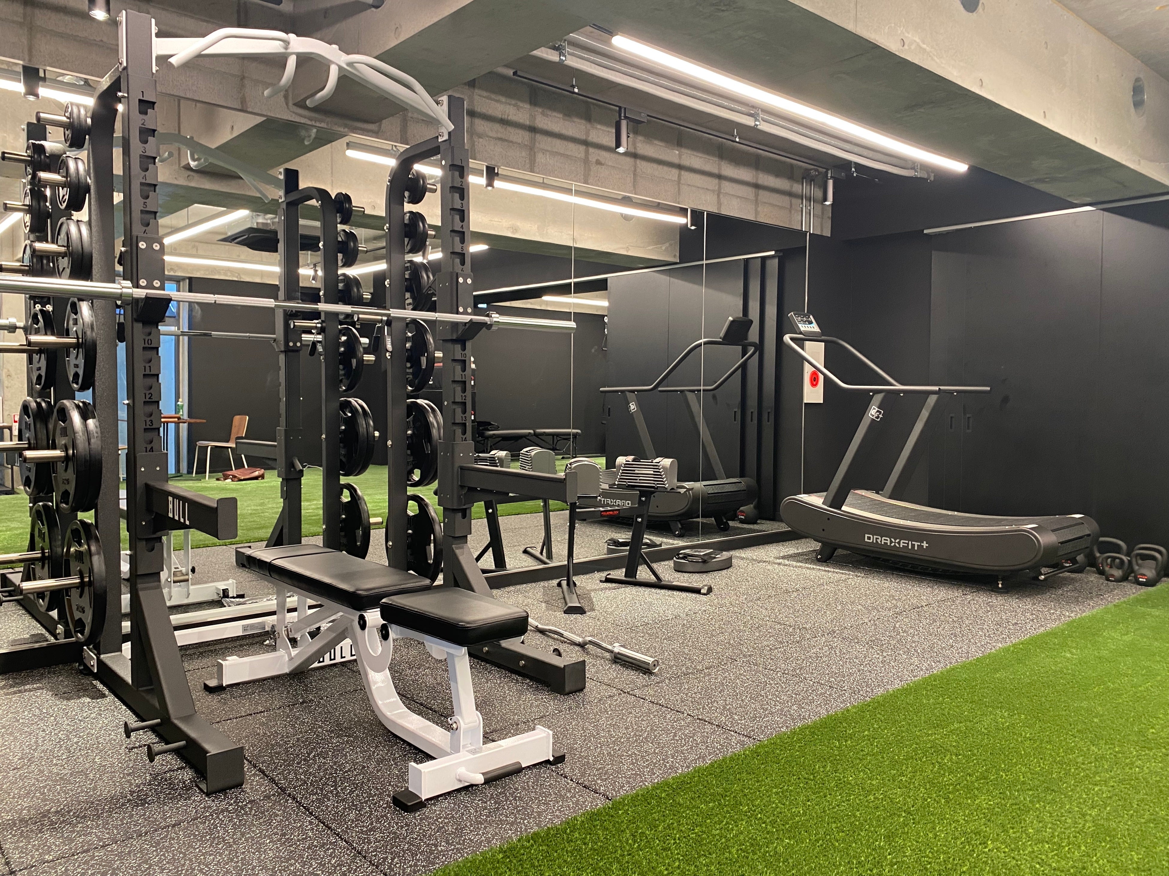 サッカー日本代表選手も通うパーソナルトレーニングジム Lp Base が ２店舗目を東京 世田谷に出店 22年7月4日グランドオープン 株式会社ライフパフォーマンスのプレスリリース