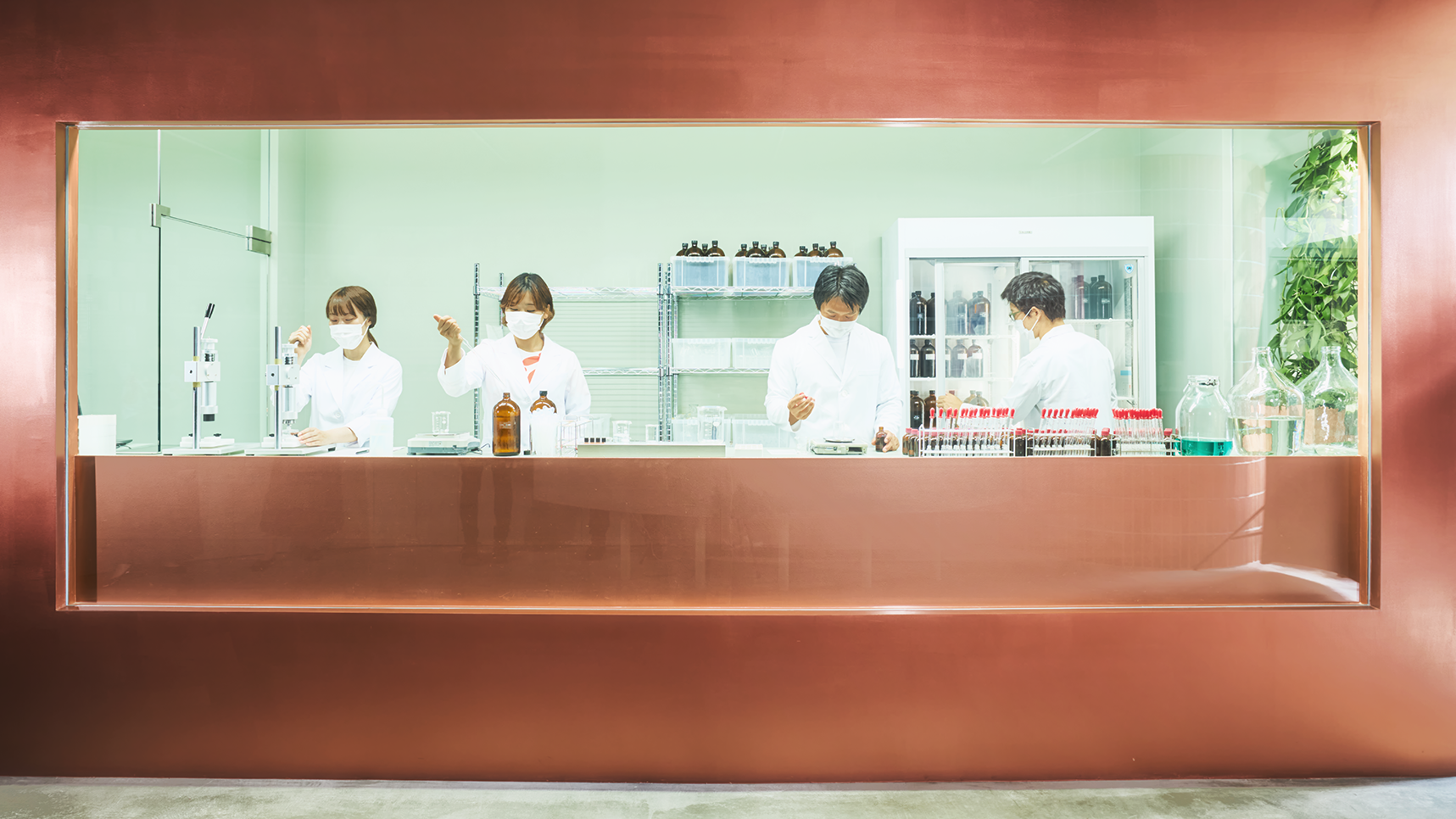 かつてない香水体験を届ける「ラボパフューマリー」が中目黒に誕生