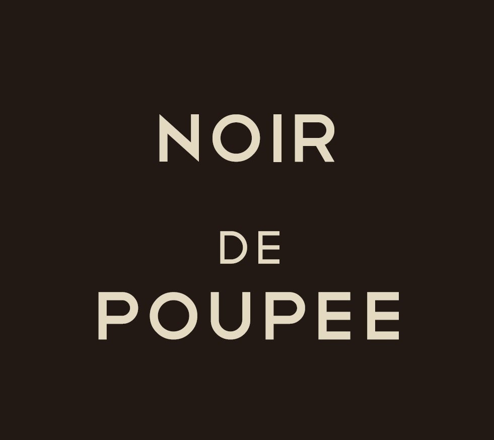 〈NOIR DE POUPEE〉