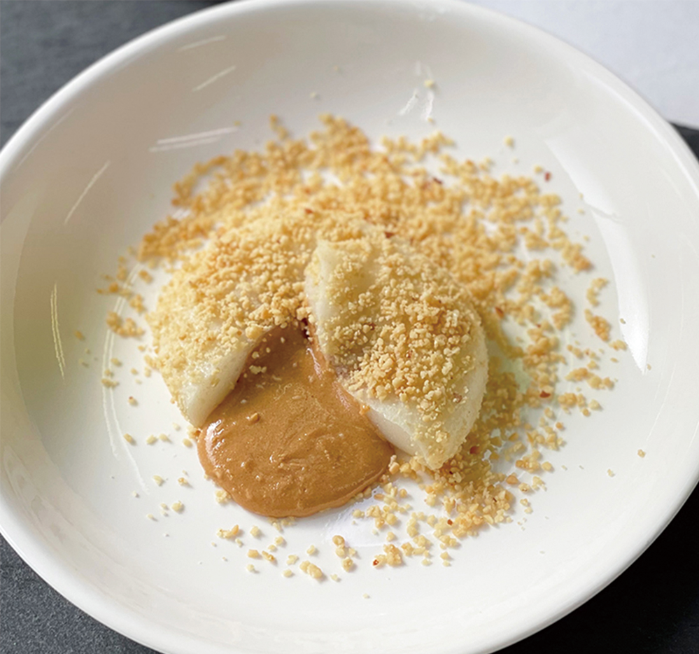 ピーナッツ餅 （1個）180 円 ■7階 ローズテラス　※初出店