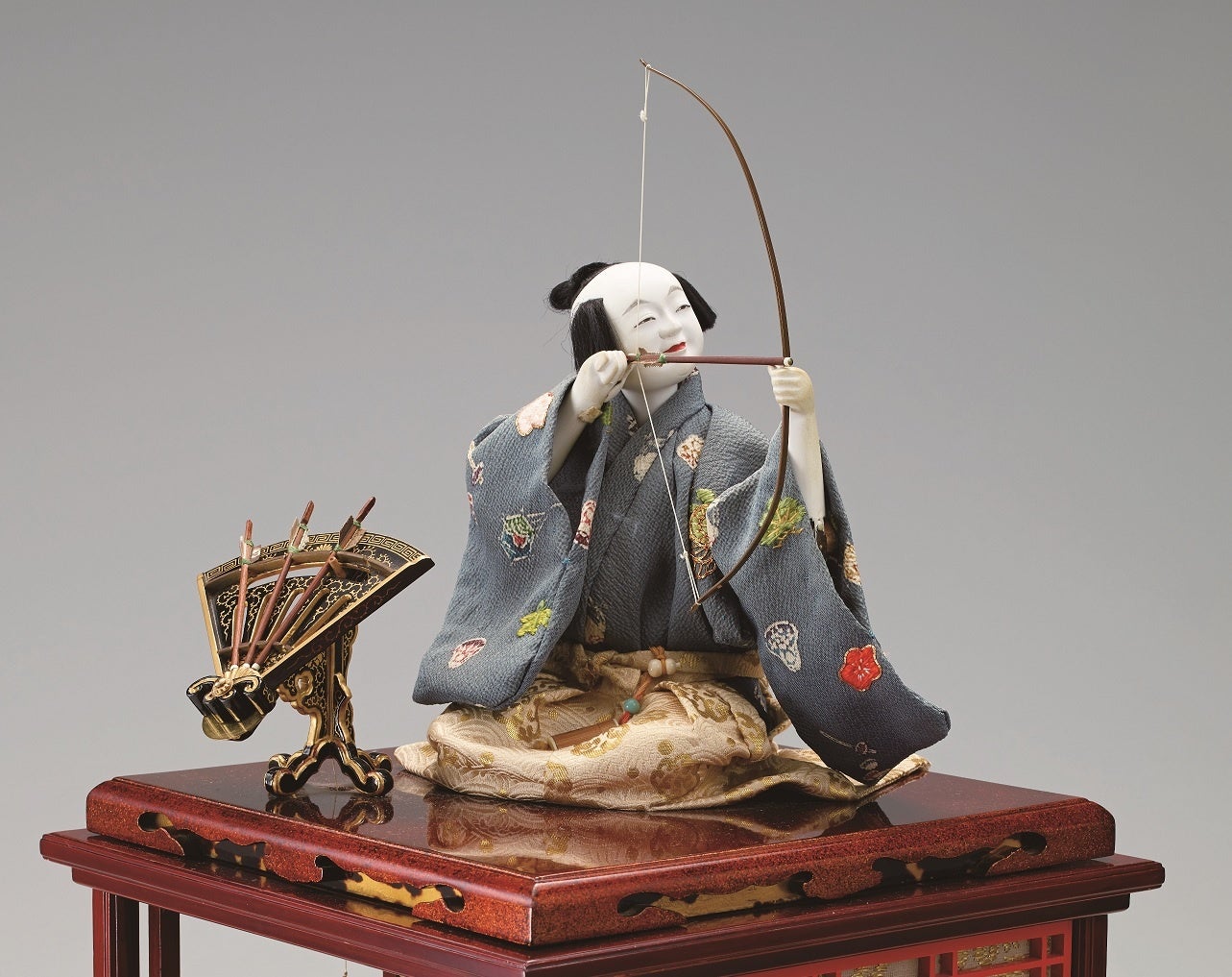 「弓曳童子」（1998年作）