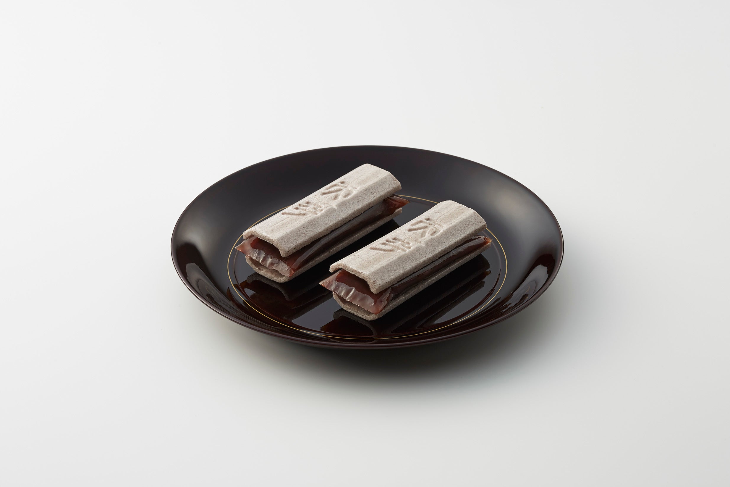 ＜たねや＞たねや最中(6個入)  1,275円 ■地下1階 和菓子売場