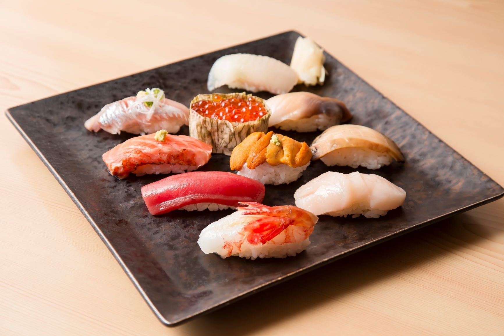 ＜函館 幸寿司＞ 北のおまかせ寿司 3,960円 ※各日200食限り　※8日（火）までの出店