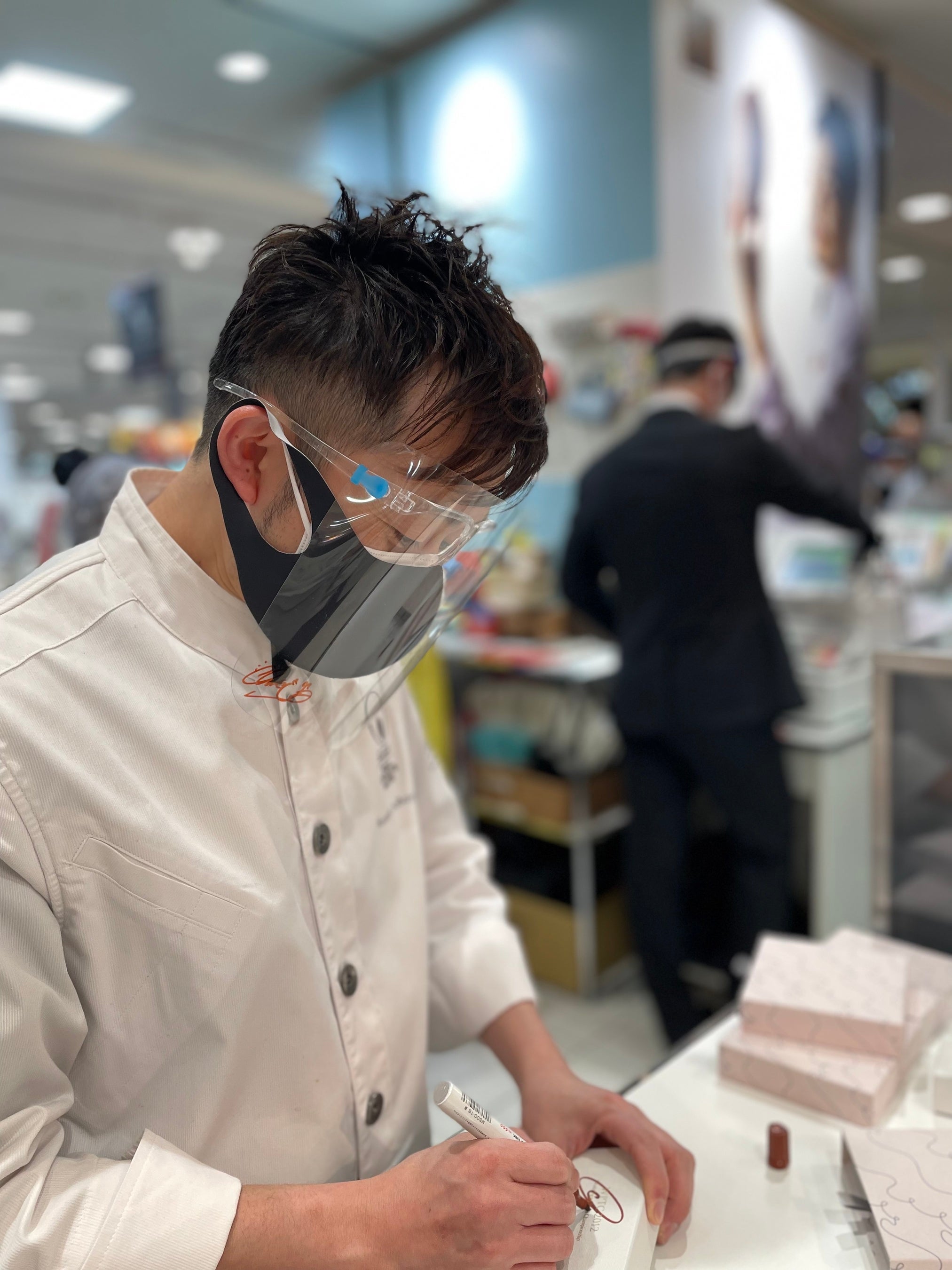 ショコラトリーヒサシ小野林範シェフ