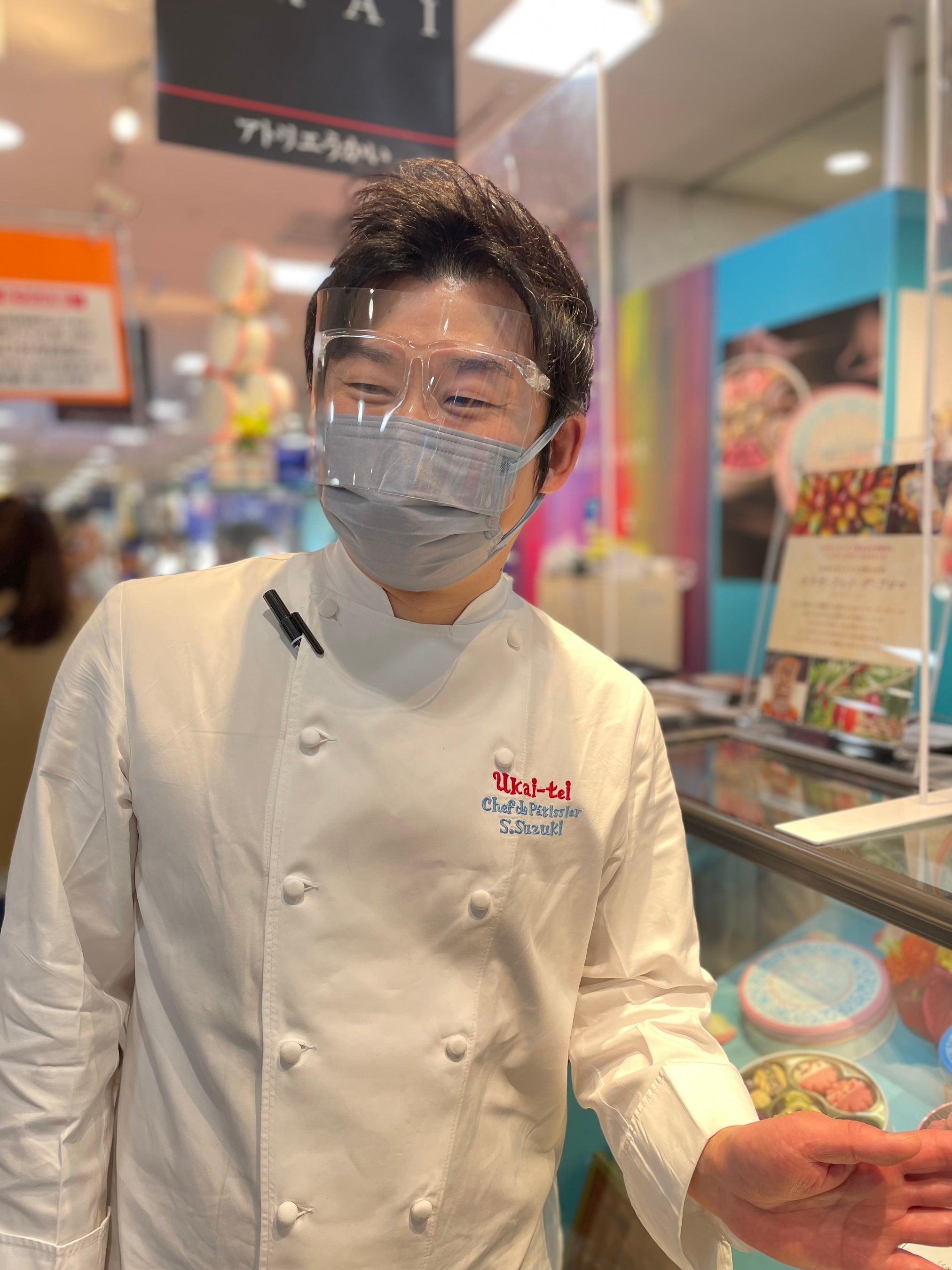 アトリエうかい鈴木滋夫シェフ