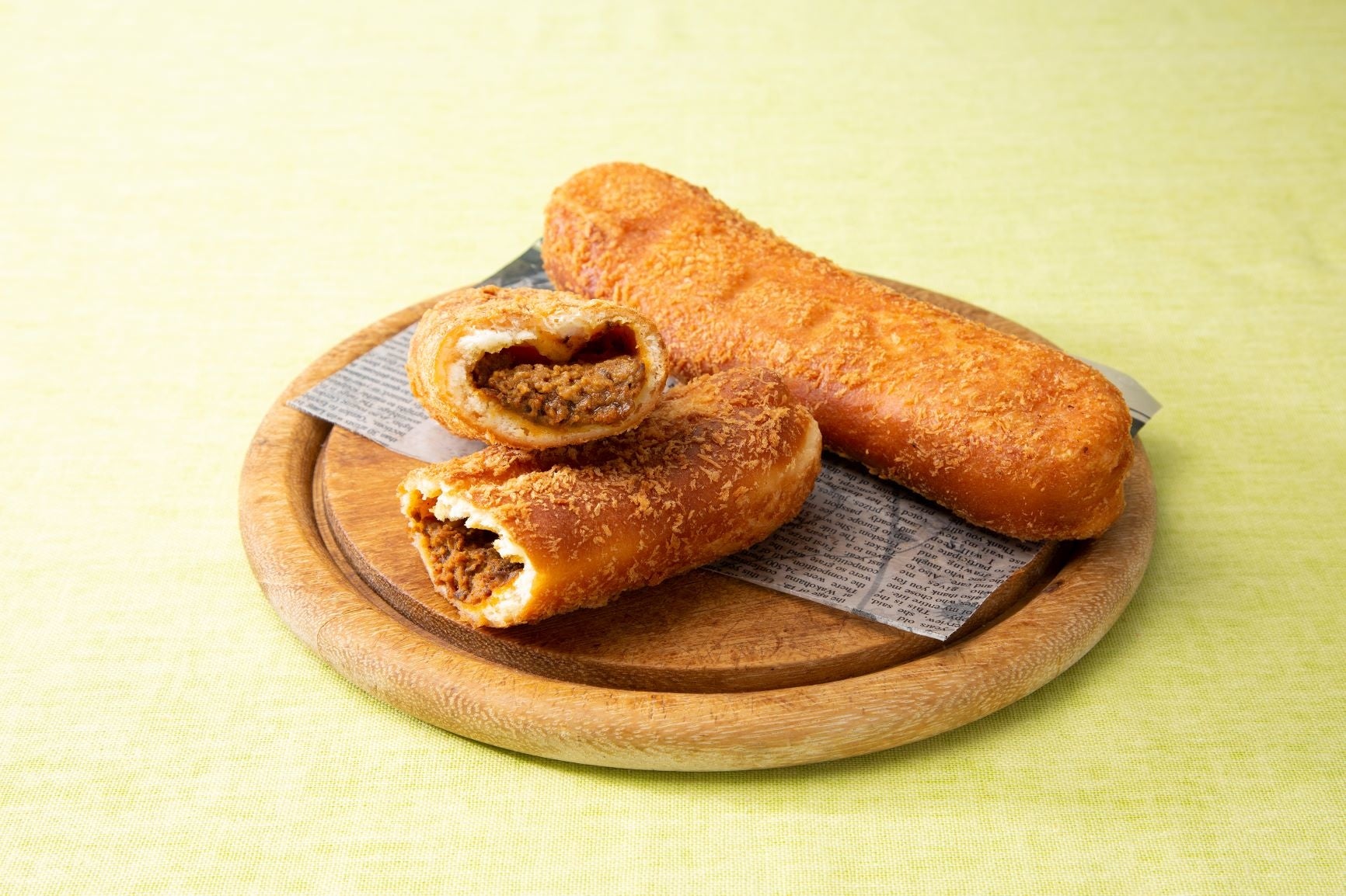 沖縄県＜もとむのカレーパン＞ もとむのカレーパン （1個）491円 