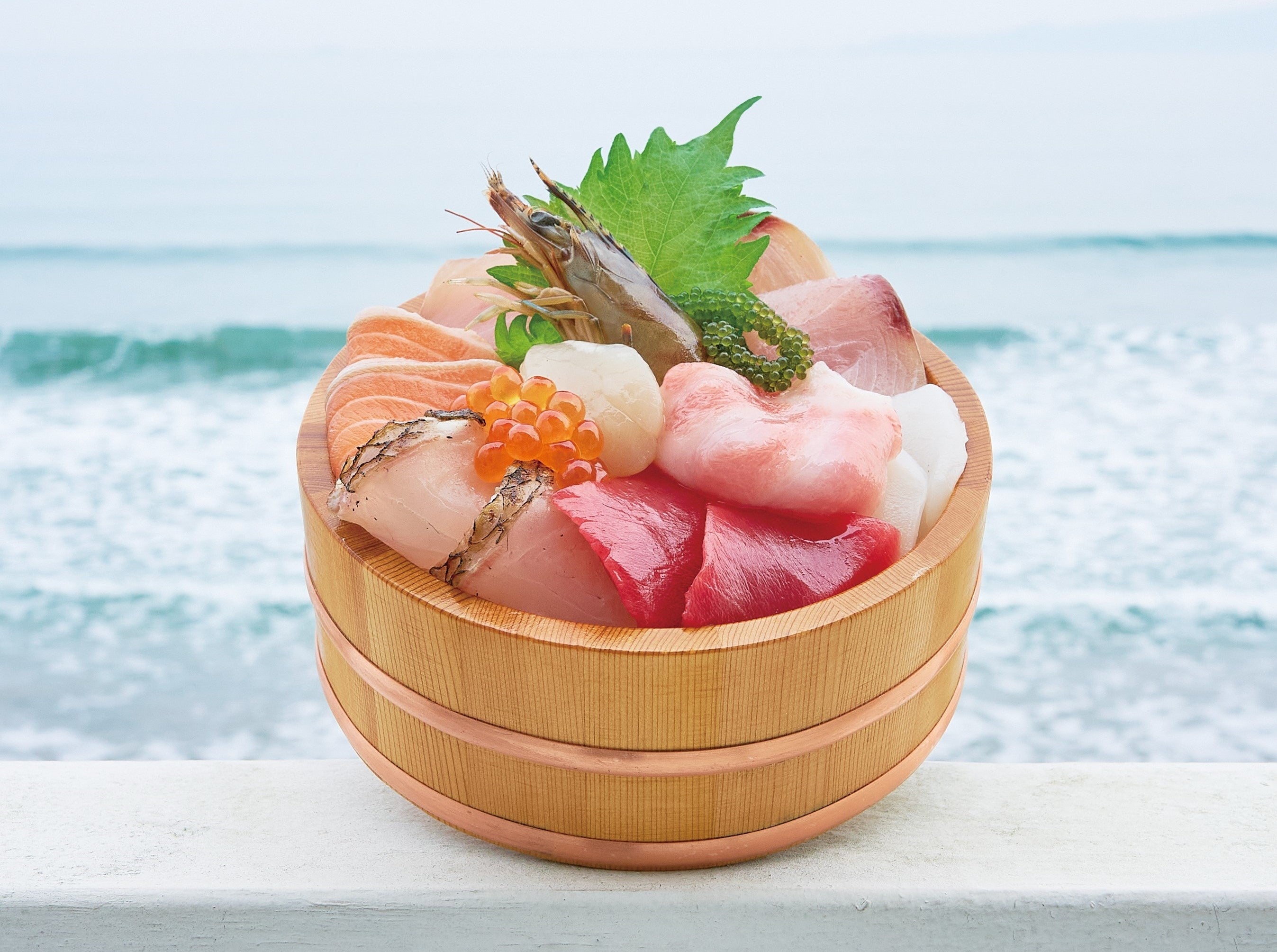 福岡県＜糸島食堂＞ ＜糸島食堂＞×＜与那国町漁業協同組合＞海鮮丼 2,420円