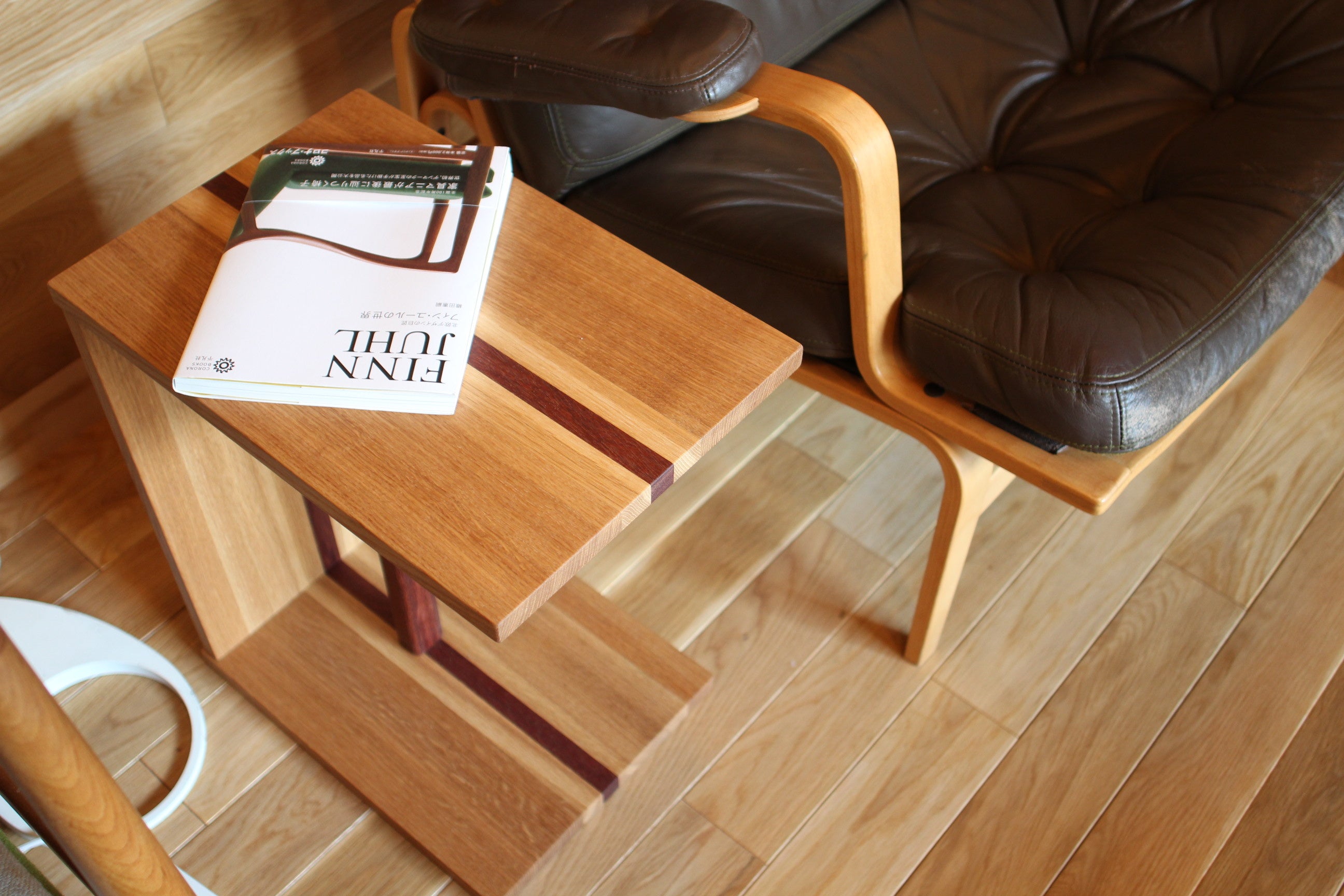 愛知県＜リスタイル＞ソリッドサイドテーブル 19,800円