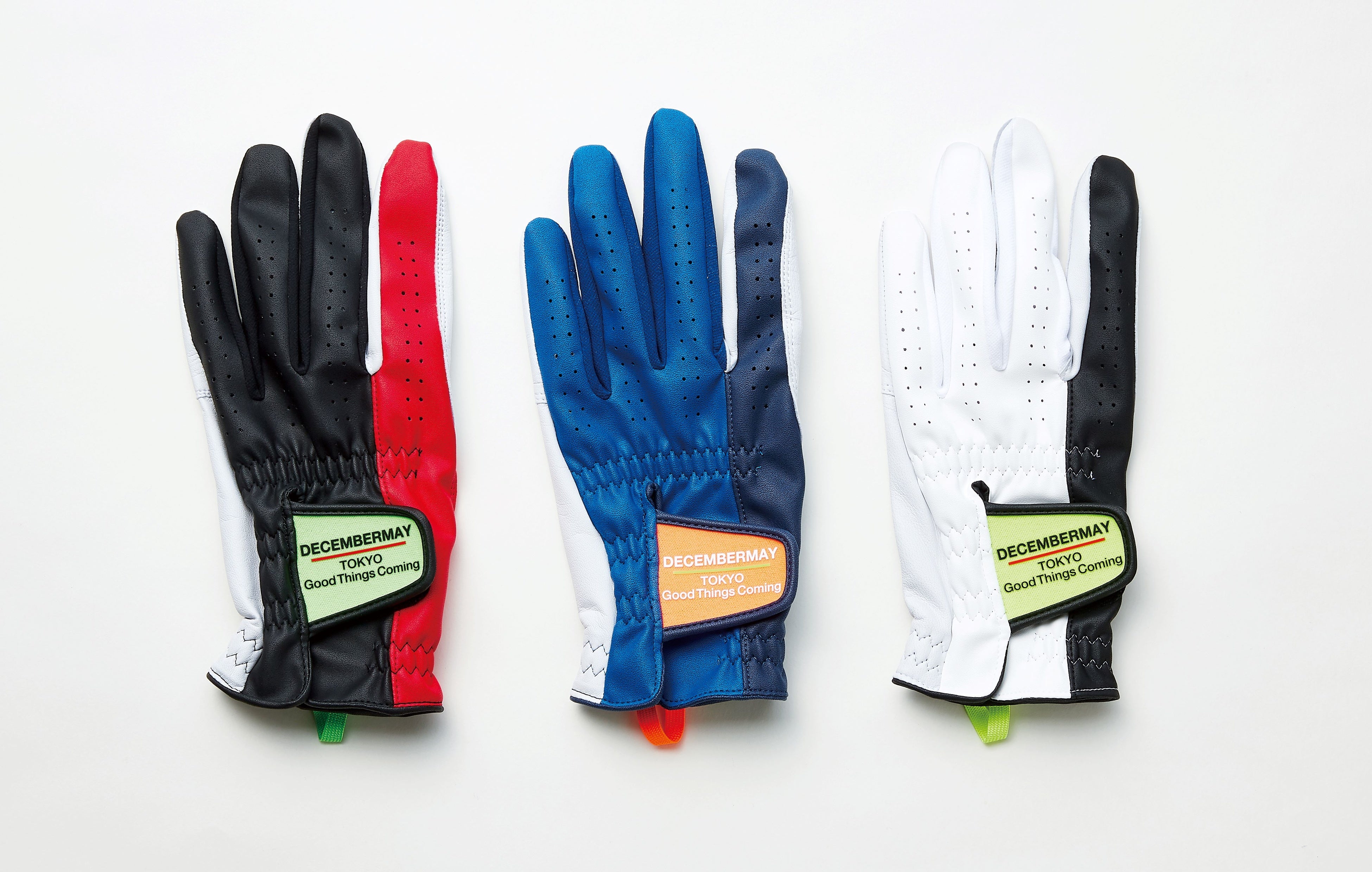 ゴルフグローブ 各8,250円 ■ジェイアール名古屋タカシマヤ10階 ゴルフウェア売場 「ディセンバーメイ」　　　 　　