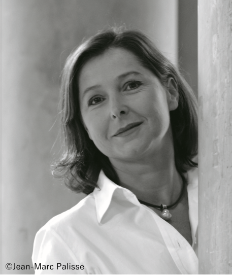 ［キュレーター］エリザベス・ルリッシュ