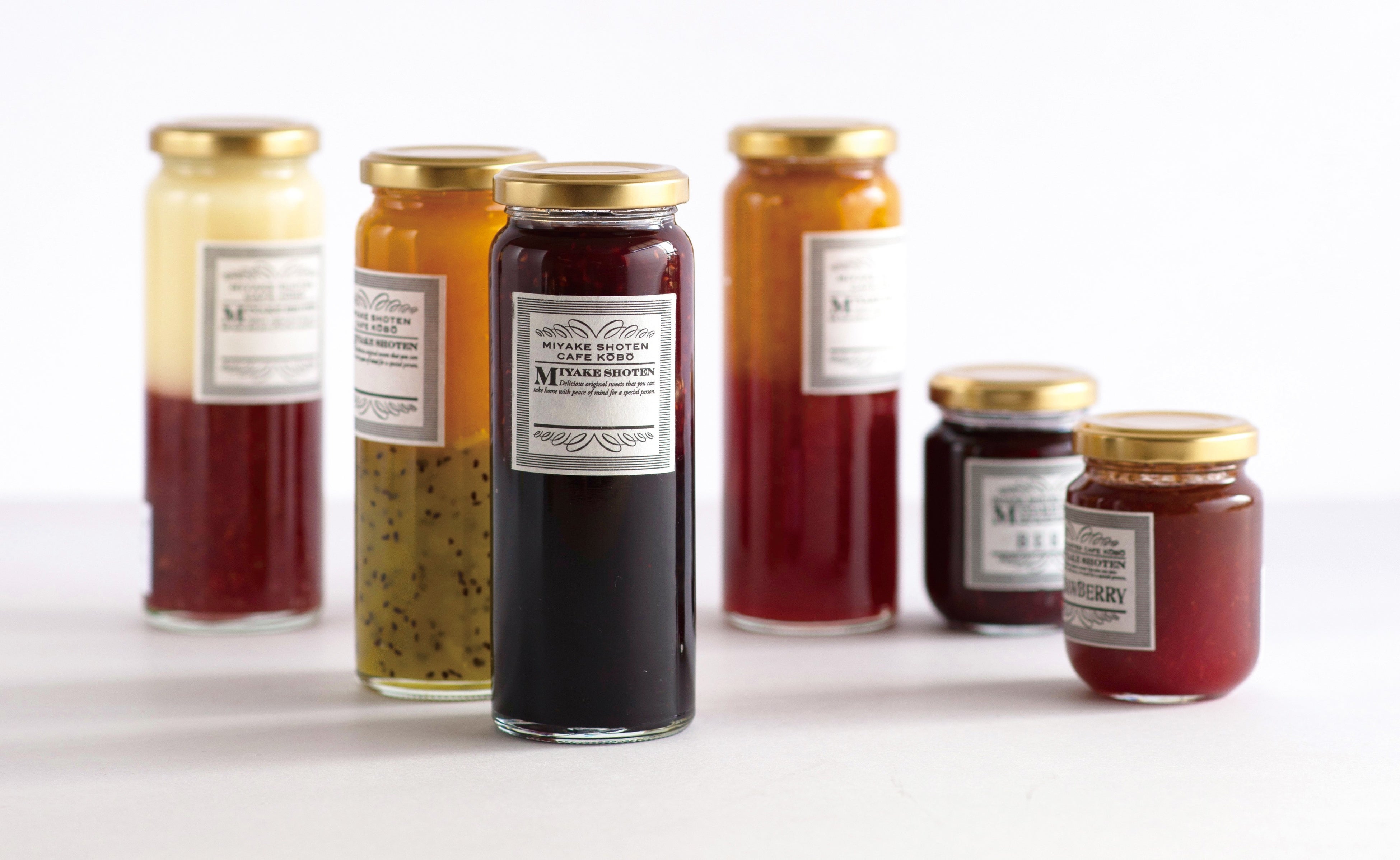 三宅商店カフェ工房 （岡山県） 白桃×ミルクジャム