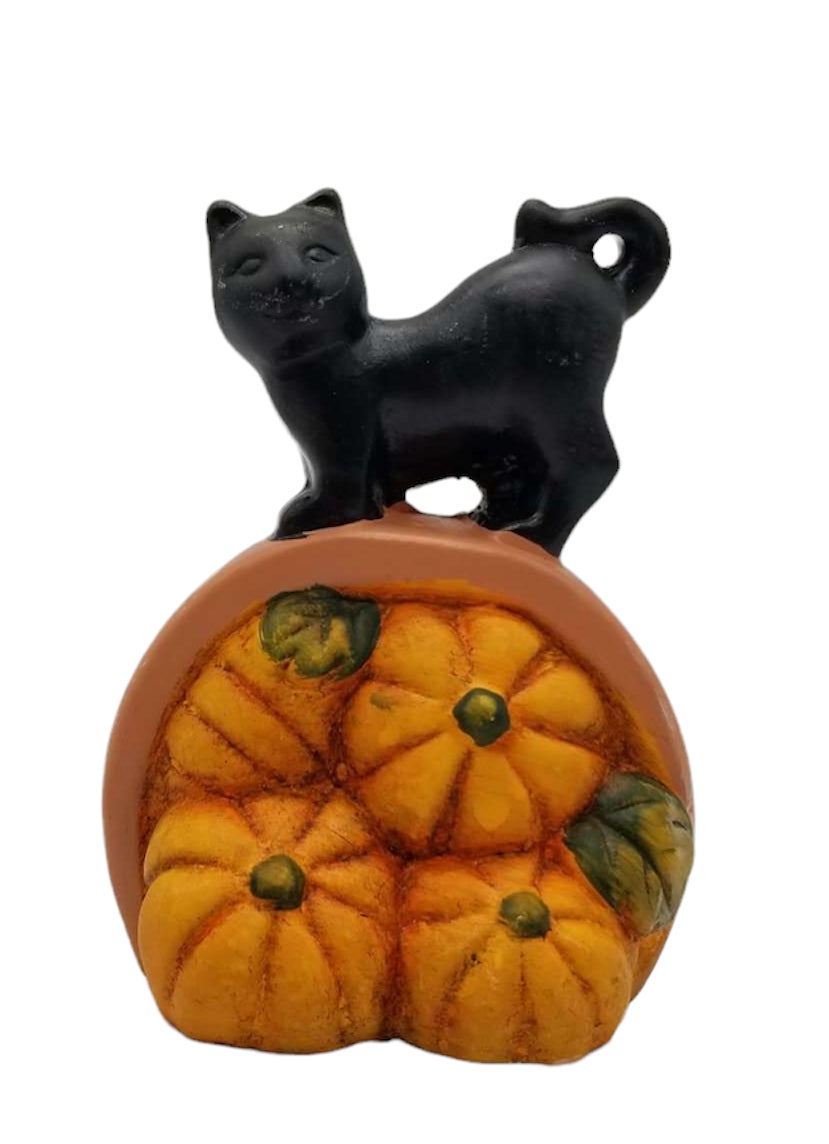 <ケーバイケー バイ キッチンキッチン>黒猫×植木鉢カボチャ 330円■タカシマヤ ゲートタワーモール 7階