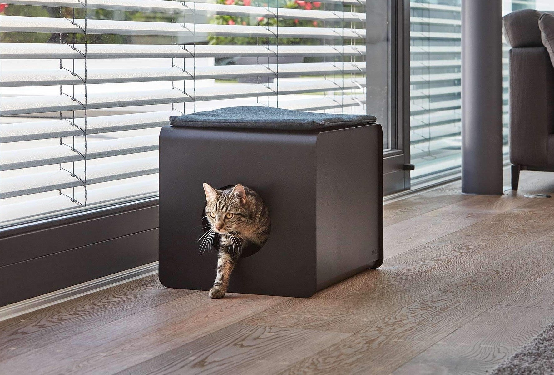 ＜ミアカラ＞猫用トイレ  117,700円※＜ハース＞での取り扱いとなります。