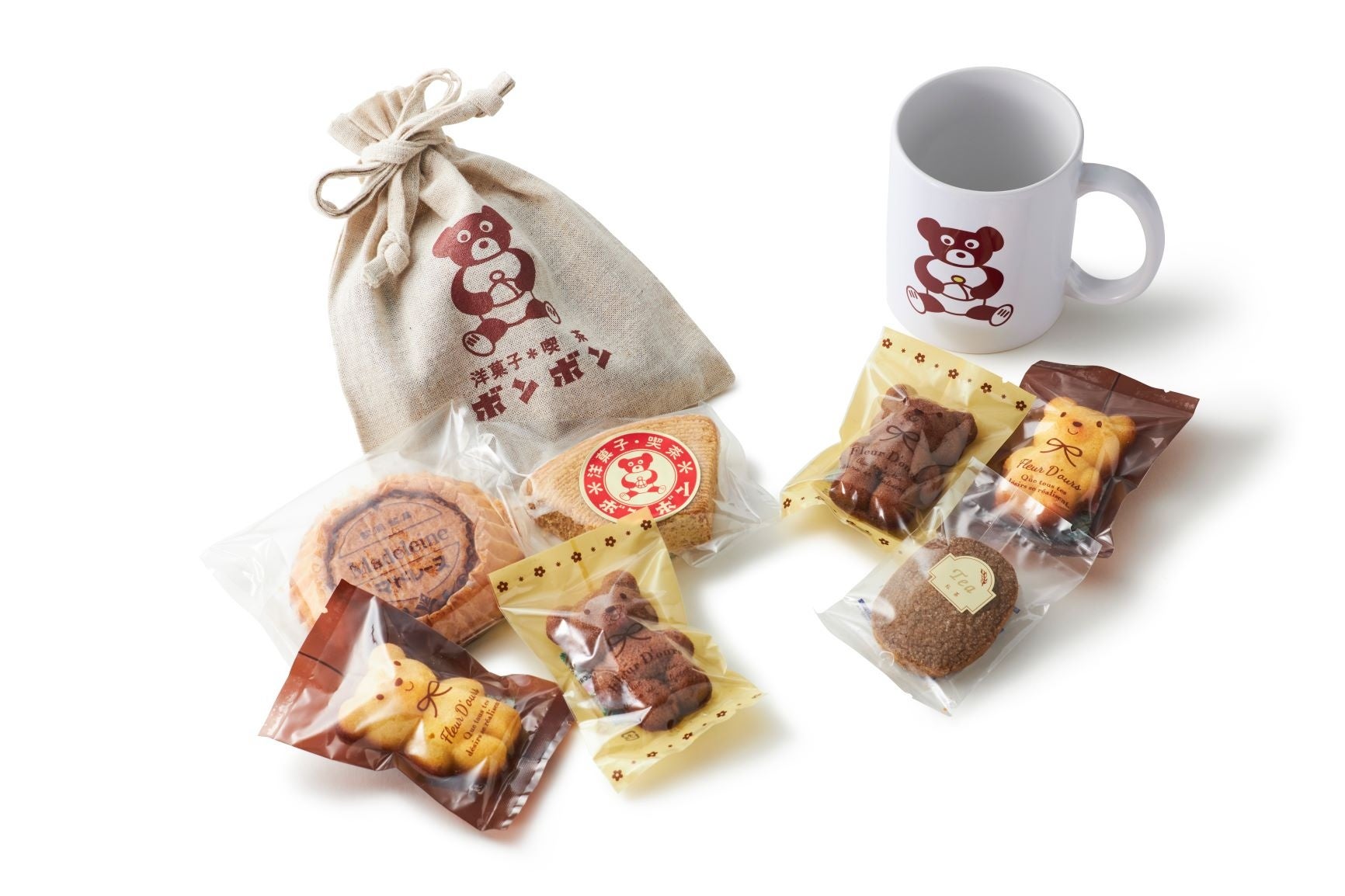 ＜洋菓子・喫茶ボンボン＞左：くまちゃん巾着 1,601円　右：くまちゃんマグ 2,001円〔期間計50点限り〕