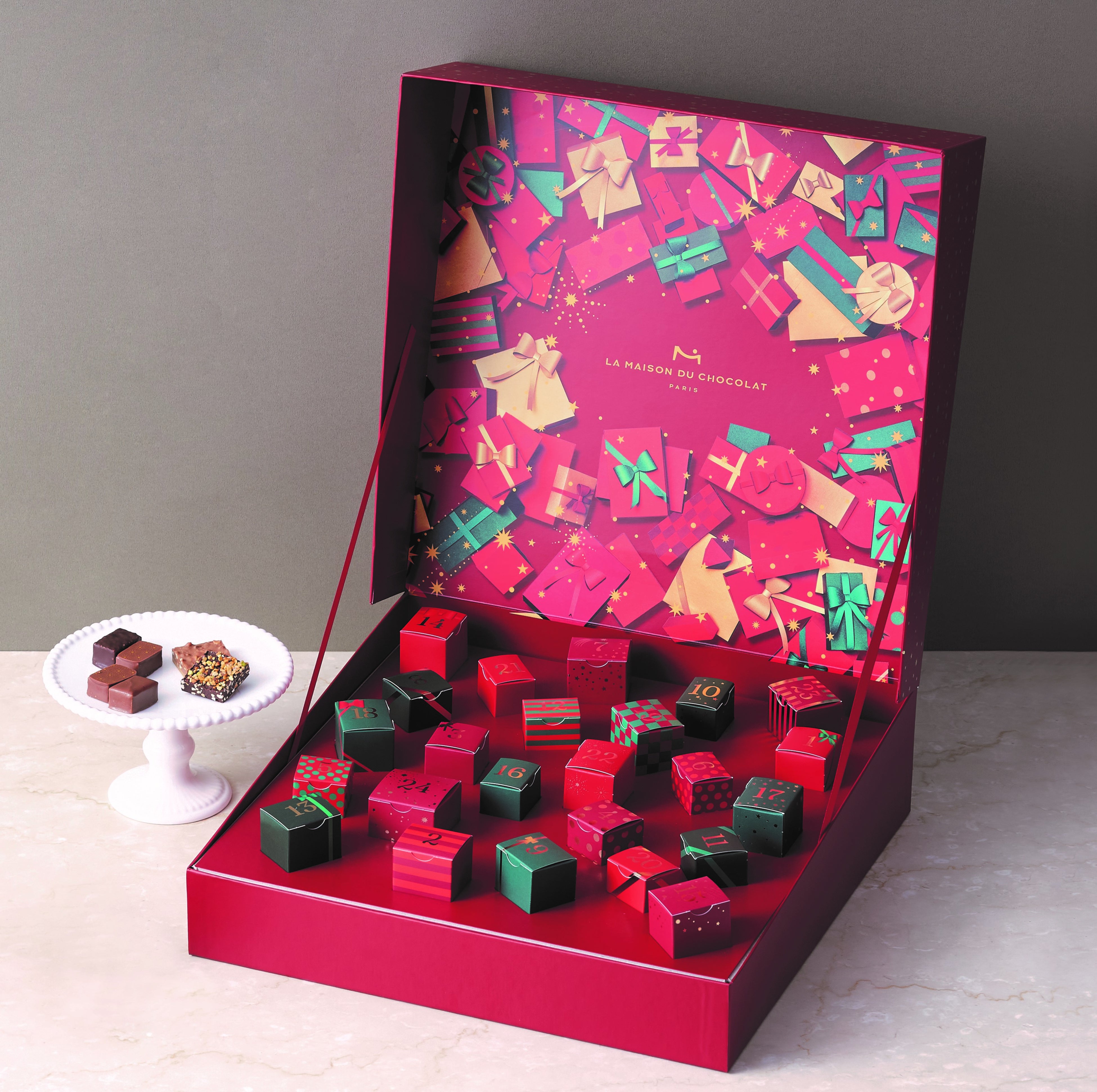 ＜ラ・メゾン・デュ・ショコラ＞ カレンダー ノエル カドー 10,908円