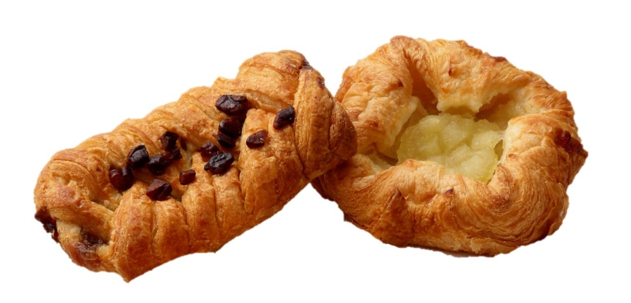 ＜デメテル＞ 左：メープルピーカン　378円 　右：アップルクラウン　 378円