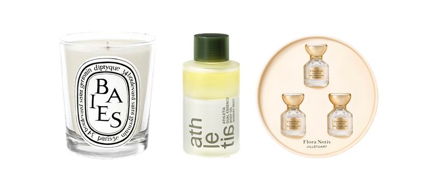 左：＜ディプティック＞ キャンドル べ （190ｇ）9,460円　中：＜アスレティア＞ デュアルエッセンス ボディオイル01 6,600円右：＜フローラノーティスジルスチュアート＞オードパルファンセレクションボックスS 5,280円■3,4階化粧品売場