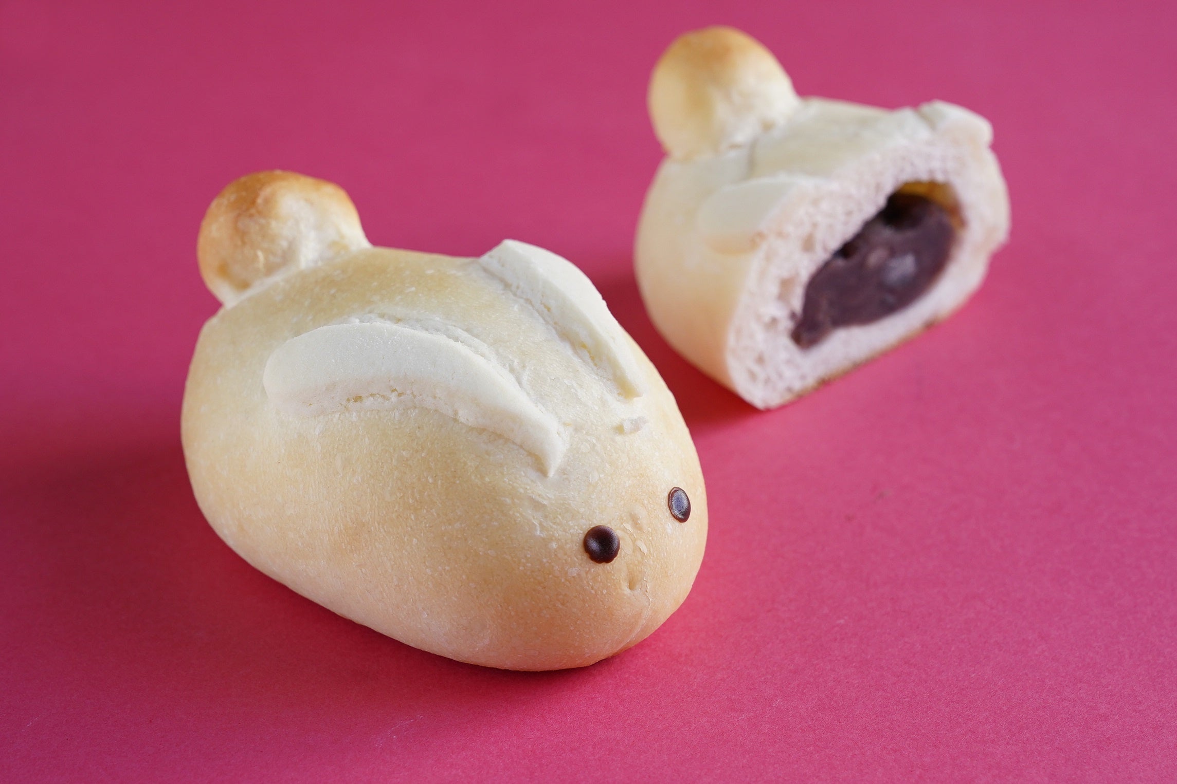 ＜ポンパドウル＞ 卯＜うさぎ＞のパン 216円 ■地下2階 グルメストリート