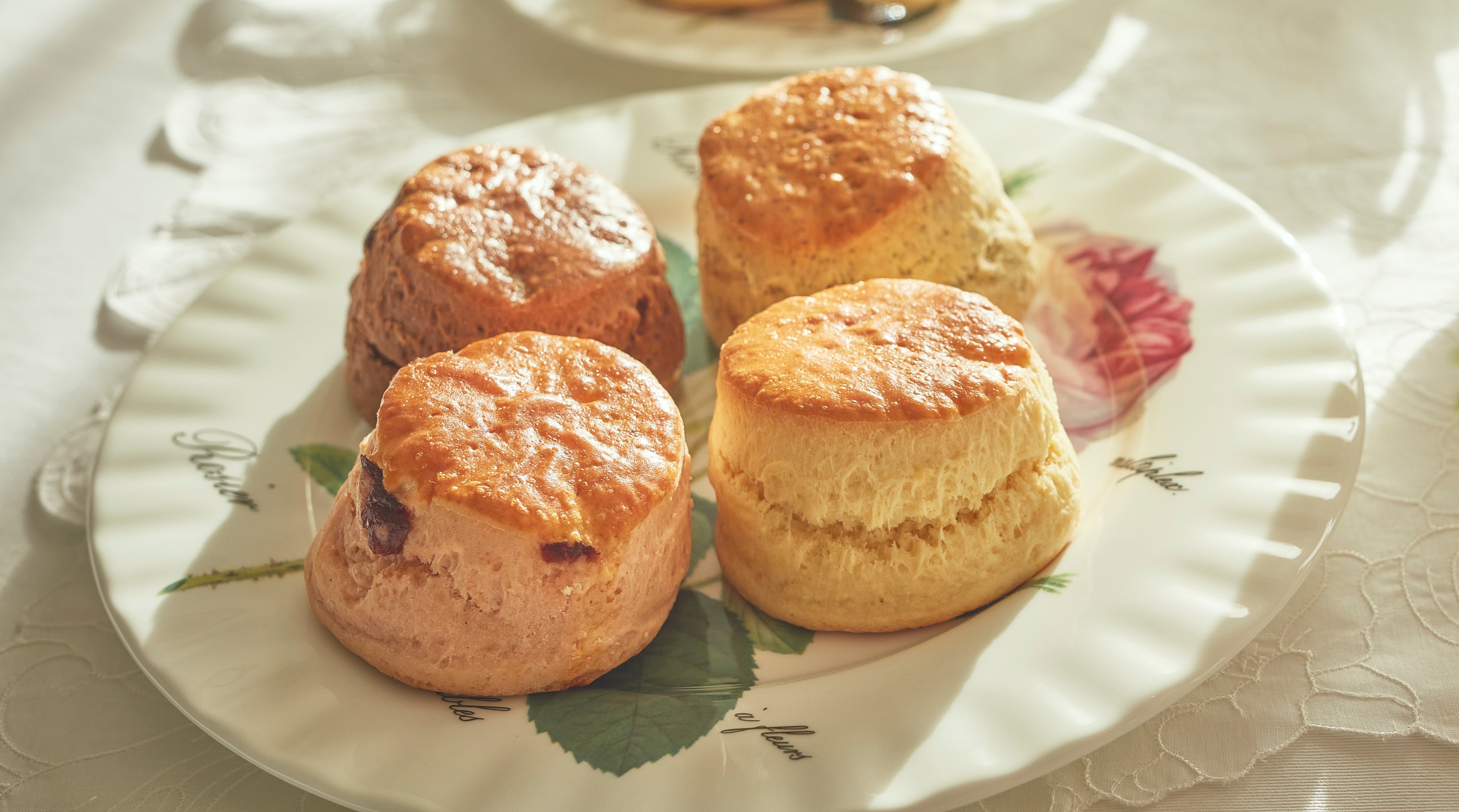 ＜ローズウッド・ロンドン＞ スコーン各種 各331円