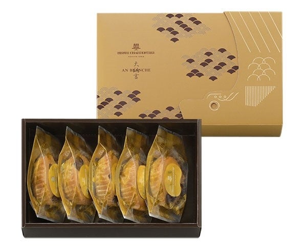 ＜アンリ・シャルパンティエ＞ アン・ブランシュ大納言 （5個入）1,080円 ■地下1階 洋菓子売場