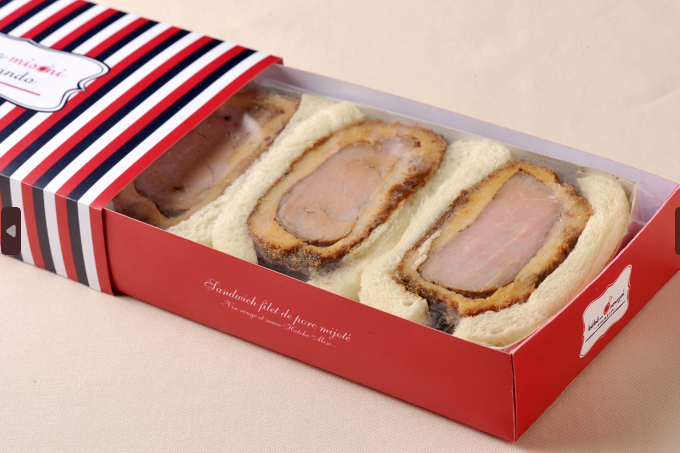 ＜べべのおそうざい＞ 豚ヒレ肉の煮込みカツサンド  1,080円