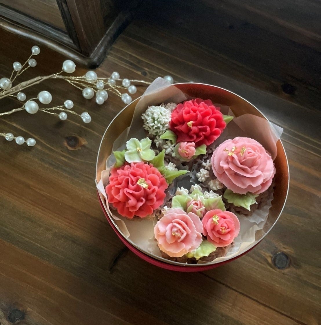 ＜アンデフラワー＞ ブーケ（4個入り） 5,000円 ※5月11日（木）～16日（火）の販売 ■タカシマヤ 地下1階 銘菓百選