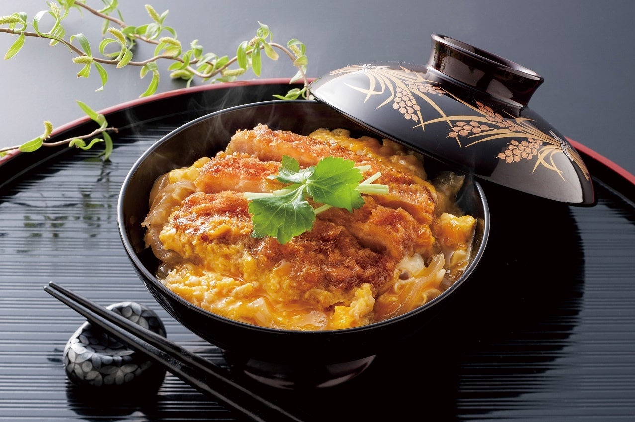 ＜祗園又吉＞ だし香る京風かつとじ 3,780円　賞味期限：冷凍で約1年半