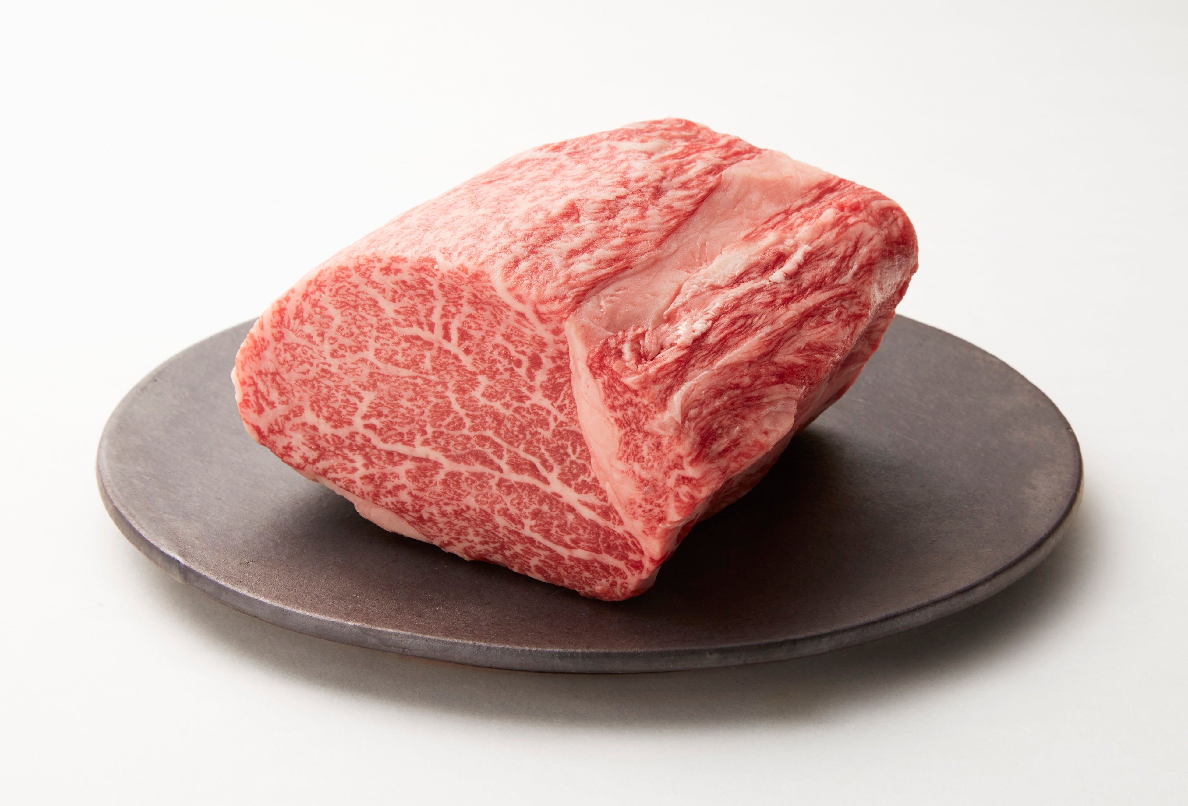 三重＜松阪牛 三重松良＞ ＜第10回記念＞厚さ10㎝！！松阪牛ヒレ （100ｇあたり） 2,001円 ※各日6本限り（1本 約400～500ｇ）