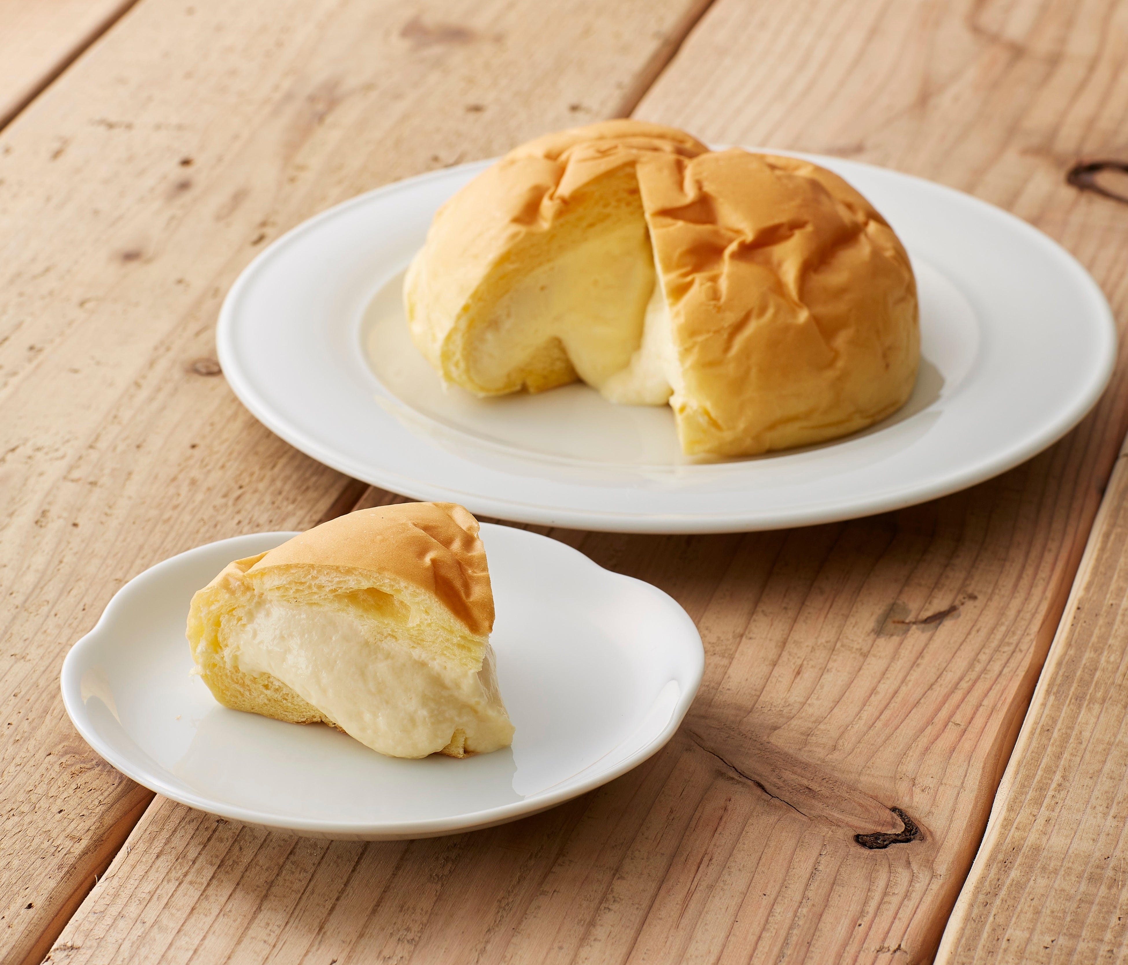 広島＜公式 八天堂 楽天市場支店＞ びっくりーむパン（1個）1,501円 ※期間計100個限り