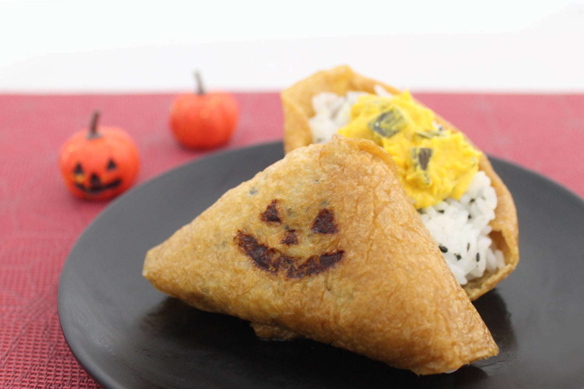 <豆狸> ハロウィンいなり 270円 ※10月18日(水)~31日(火)までの販売 ■地下1階 惣菜売場