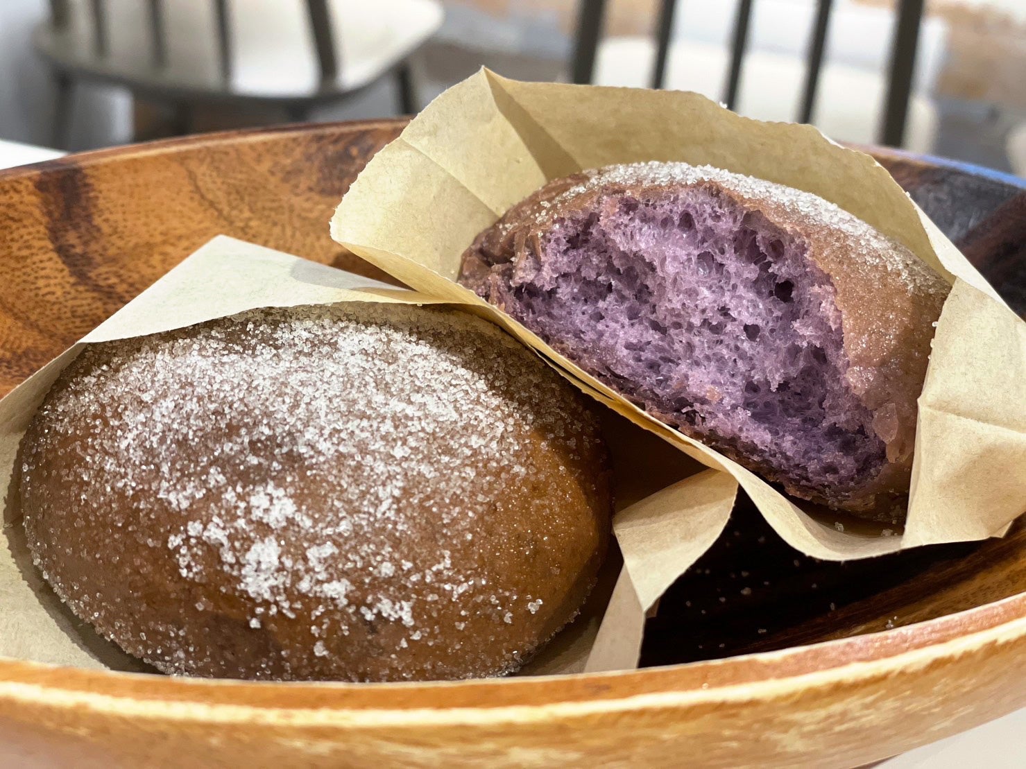 ＜801テーブル＞ タロイモドーナツ  （1個）301円