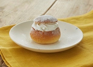 ＜フィンスマケーリエット＞ セムラ 449円