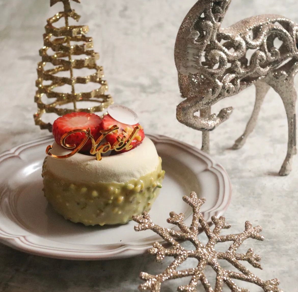 ＜メゾン・デュ・ミエル＞ ノエル・ピスターシュ 756円 ■名古屋タカシマヤ地下1階 洋菓子売場 ※12月23日（土）～25日（月）までの販売