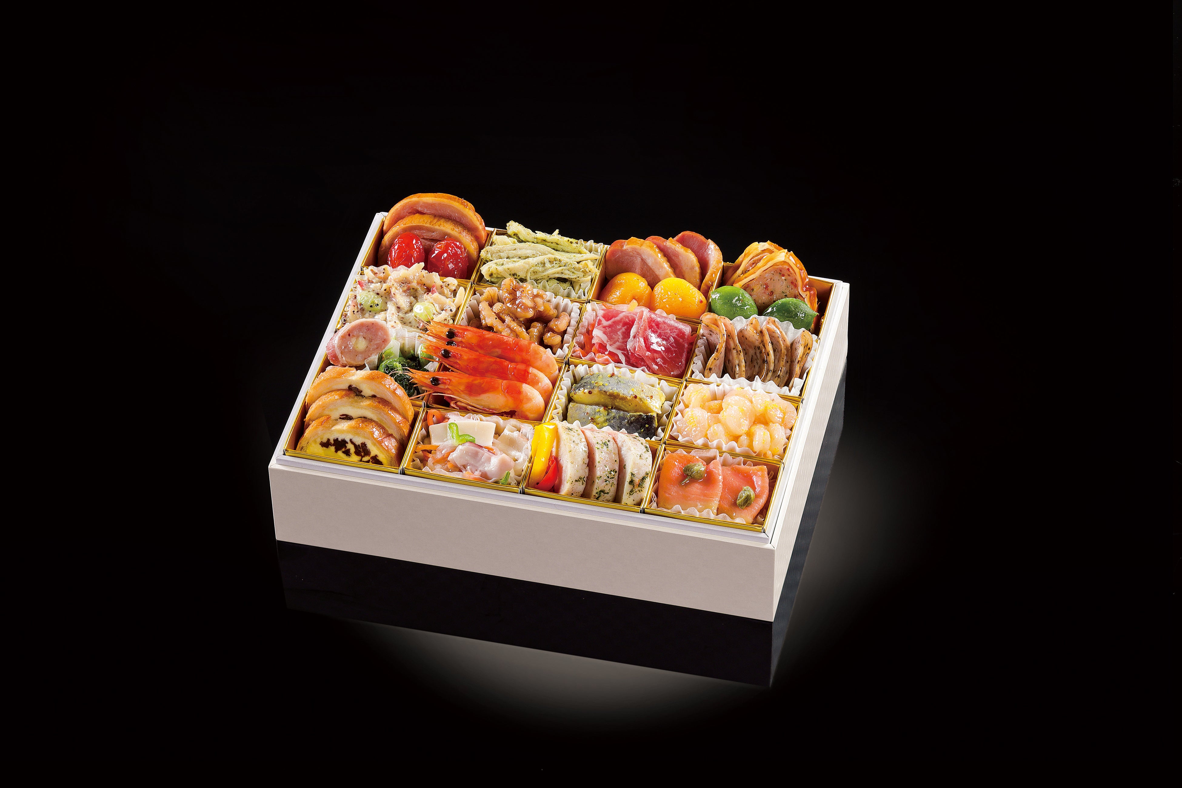 ＜シェラトン都ホテル大阪＞ 洋オードブル 一段 14,040円 （タカシマヤ：10折限り FM岡崎：5折限り）