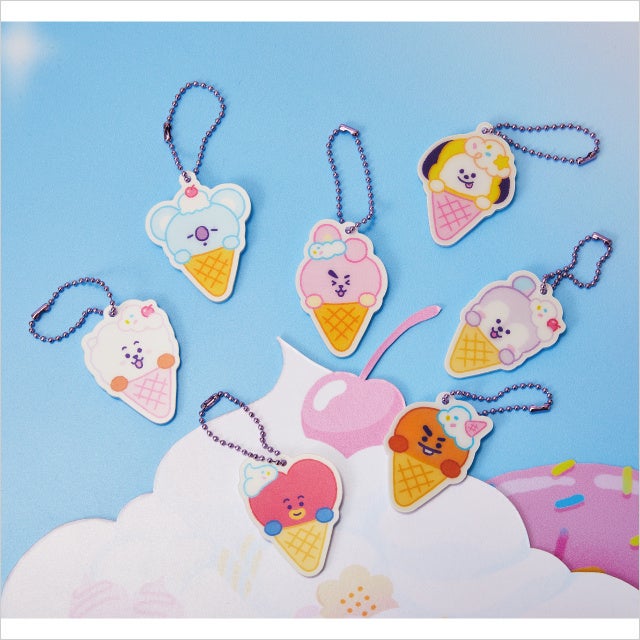 On the Cloud レンチキュラーキーリング 各1,540円