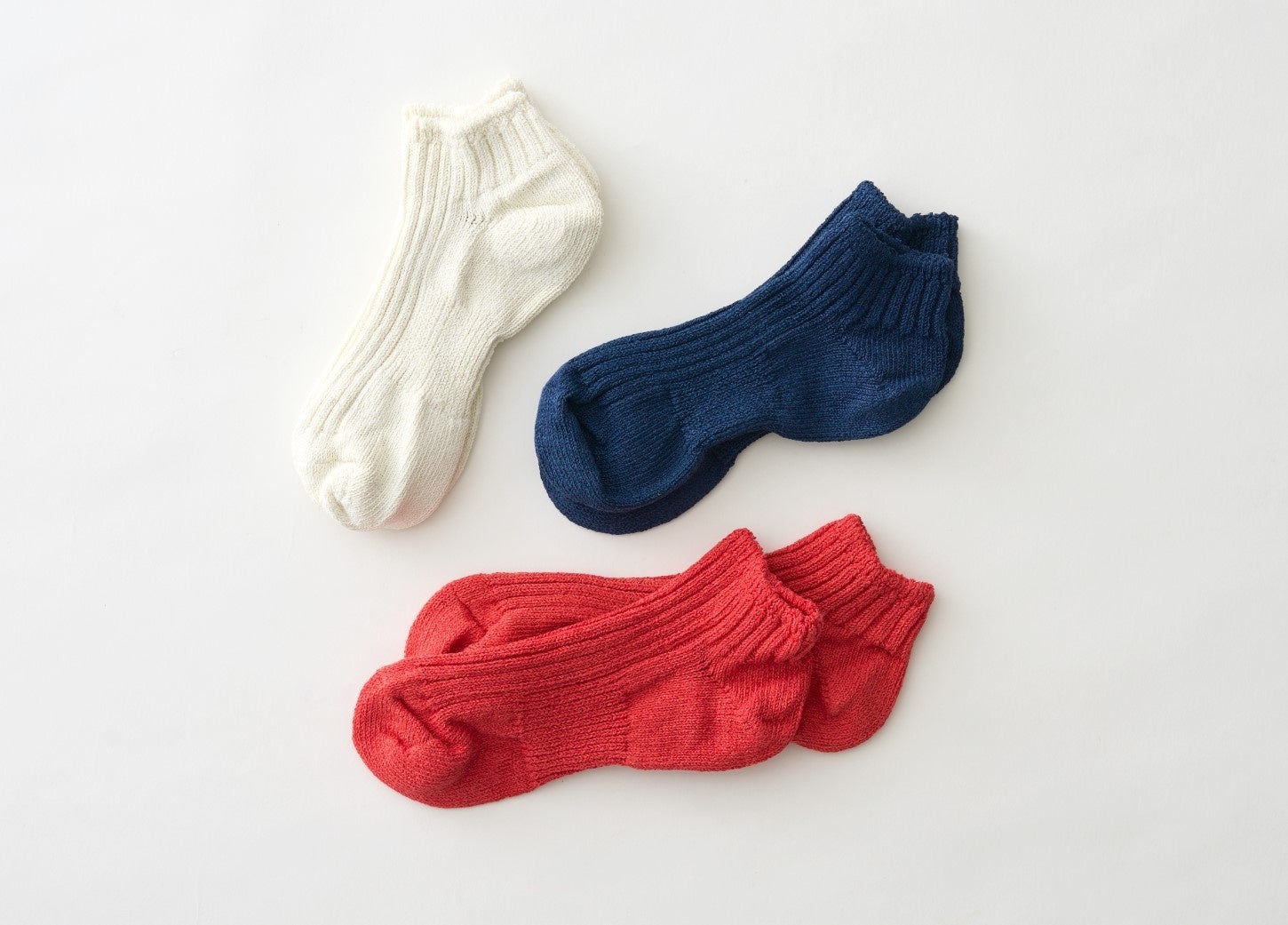 ＜SASAWASHI（ササワシ）＞リブショートソックス（Mサイズ：23～25cm、Lサイズ：25～27cm）各1,980円