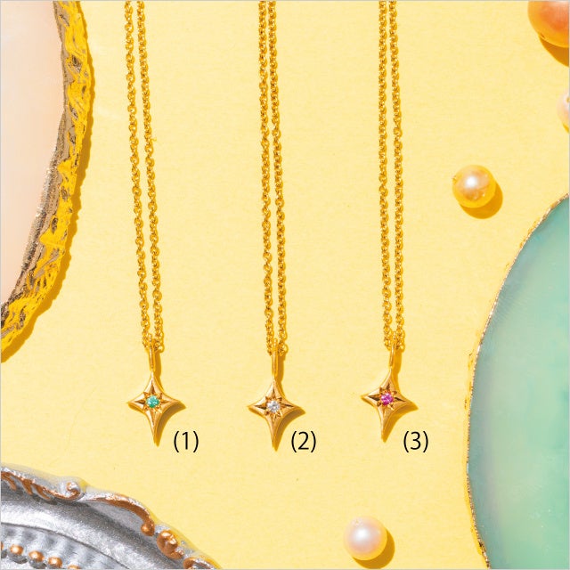 ＜アシュリン＞ 天然石ネックレス ①③各38,500円 ②40,700円 ※初出店