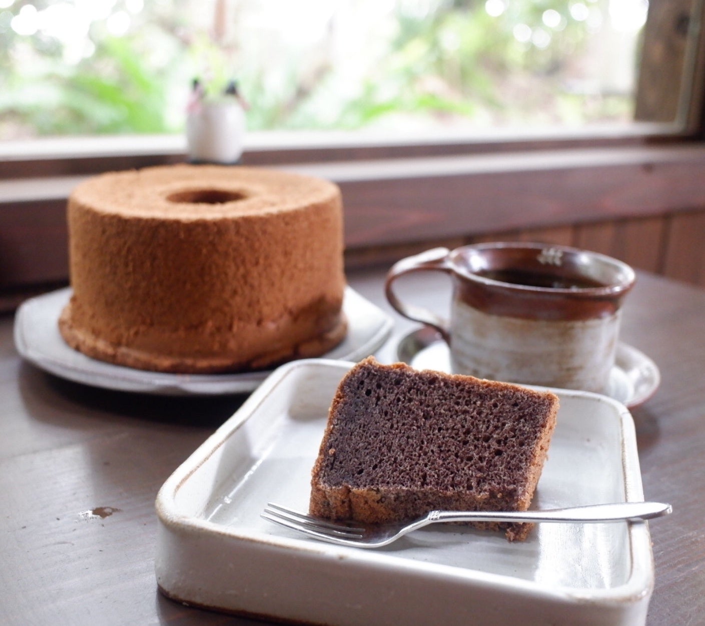 ＜旬家ばんちゃん＞ ゆがふシフォン（黒紫米・シークァーサー）  1,944円 ※各日150個限り