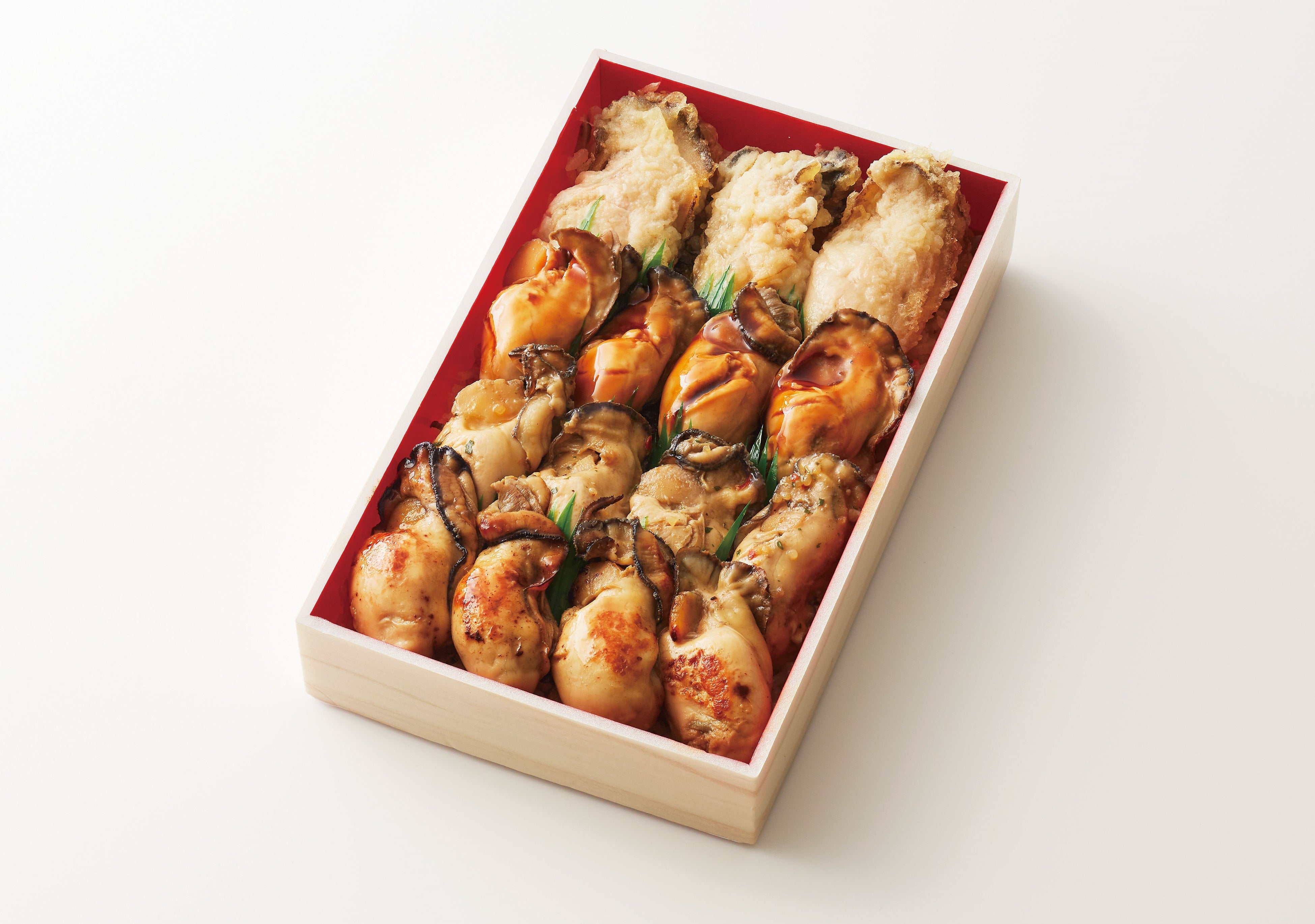 広島県福山市 ＜広島牡蠣専門店千両屋＞ かき天かきづくし弁当 （1折）3,240円 ※各日50折限り