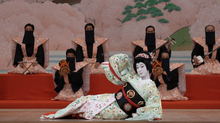 雛飾り 宝冠 コスプレ 小道具 日本舞踊 神楽 歌舞伎 楽天市場】歌舞 伎 雛飾り 宝冠 コスプレ 小道具 日本舞踊 神楽 歌舞伎 楽天市場】歌舞 伎