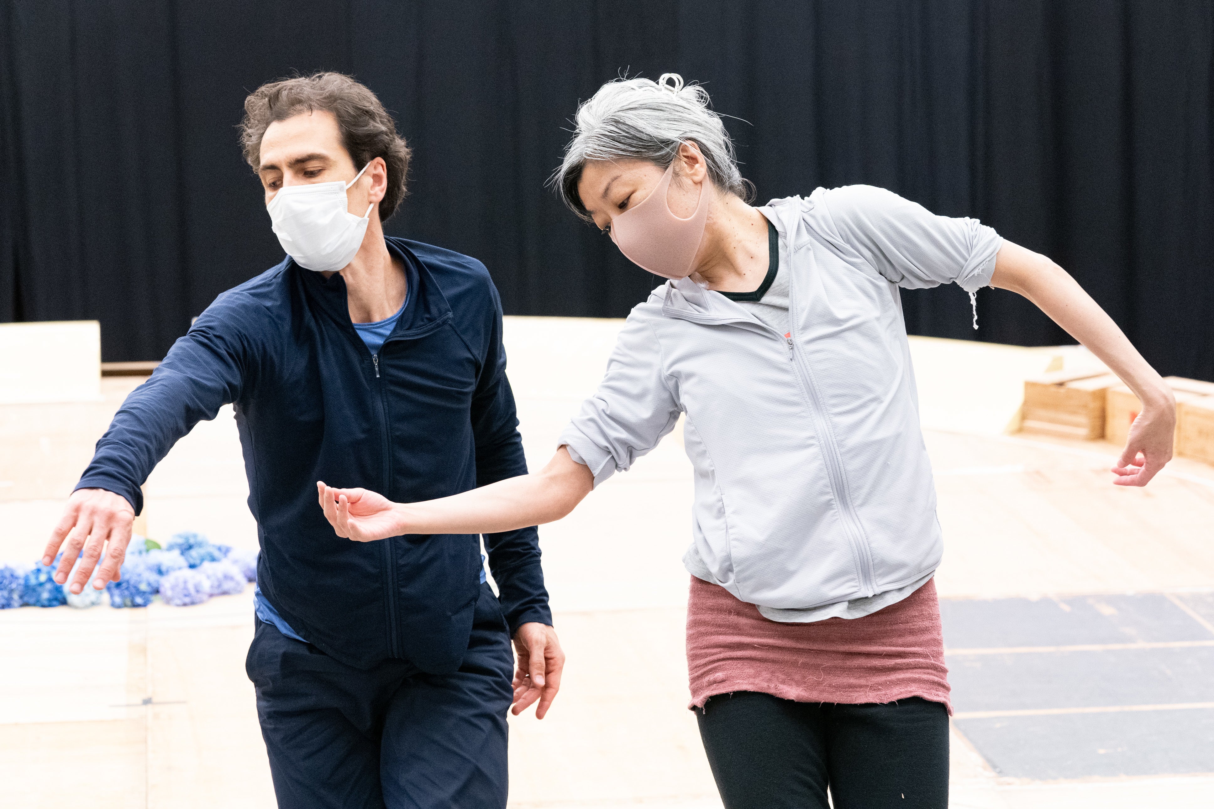 アレクサンドル・リアブコ、佐東利穂子　『オルフェオとエウリディーチェ』リハーサルより