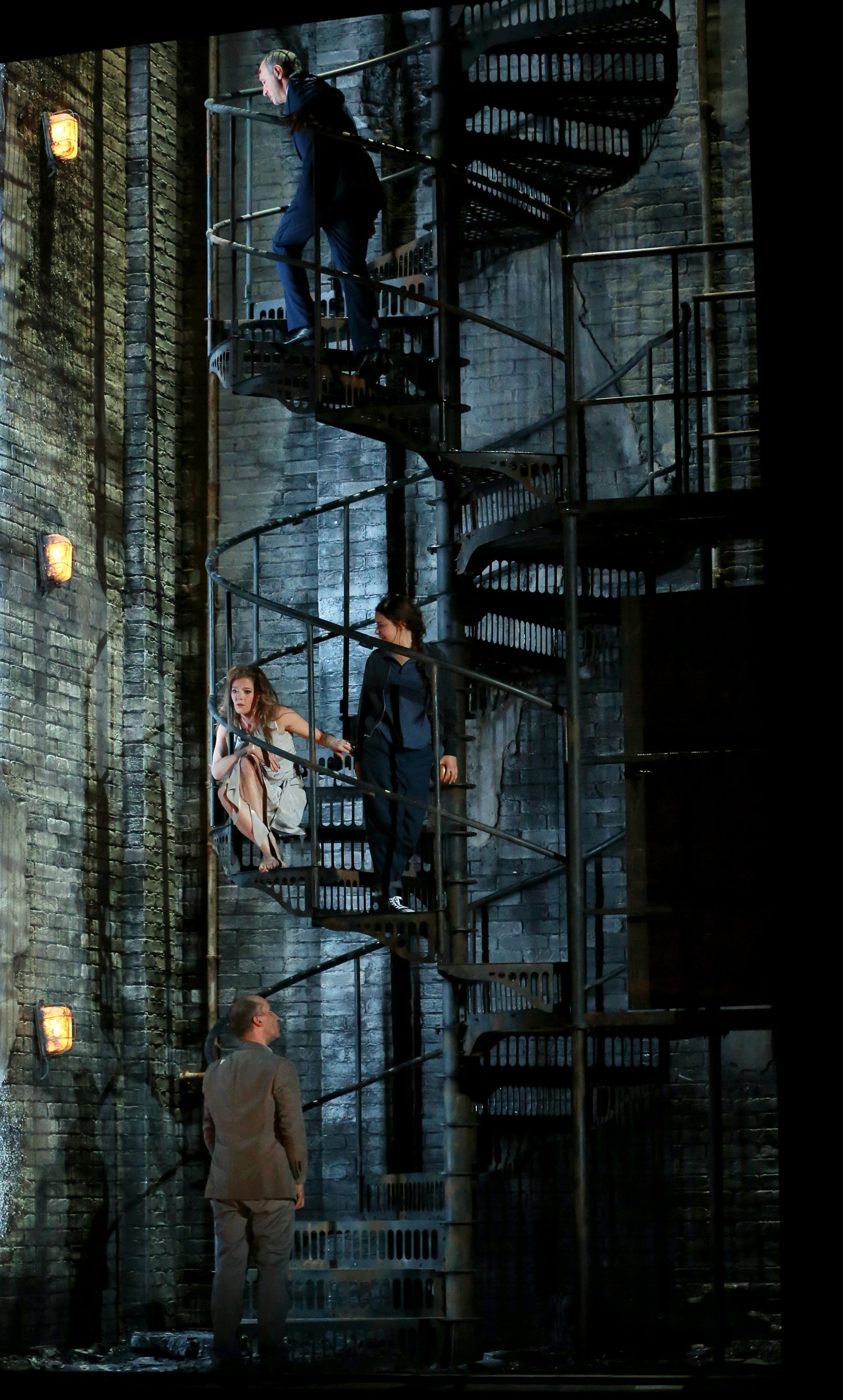 2016年エクサンプロヴァンス音楽祭公演より ©Patrick Berger／ArtComPress