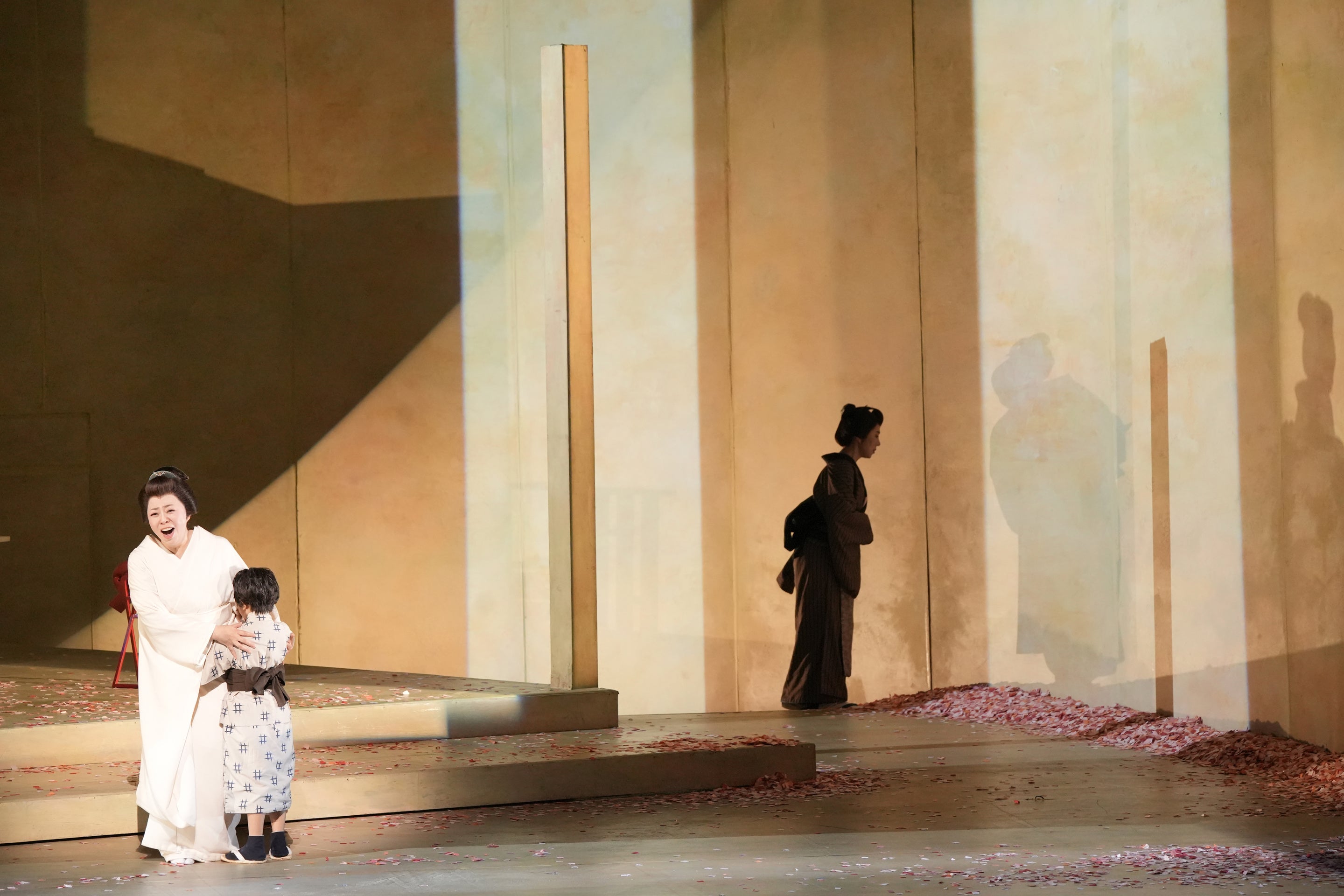 高校生のためのオペラ鑑賞教室『蝶々夫人』新国立劇場公演より　撮影：寺司正彦