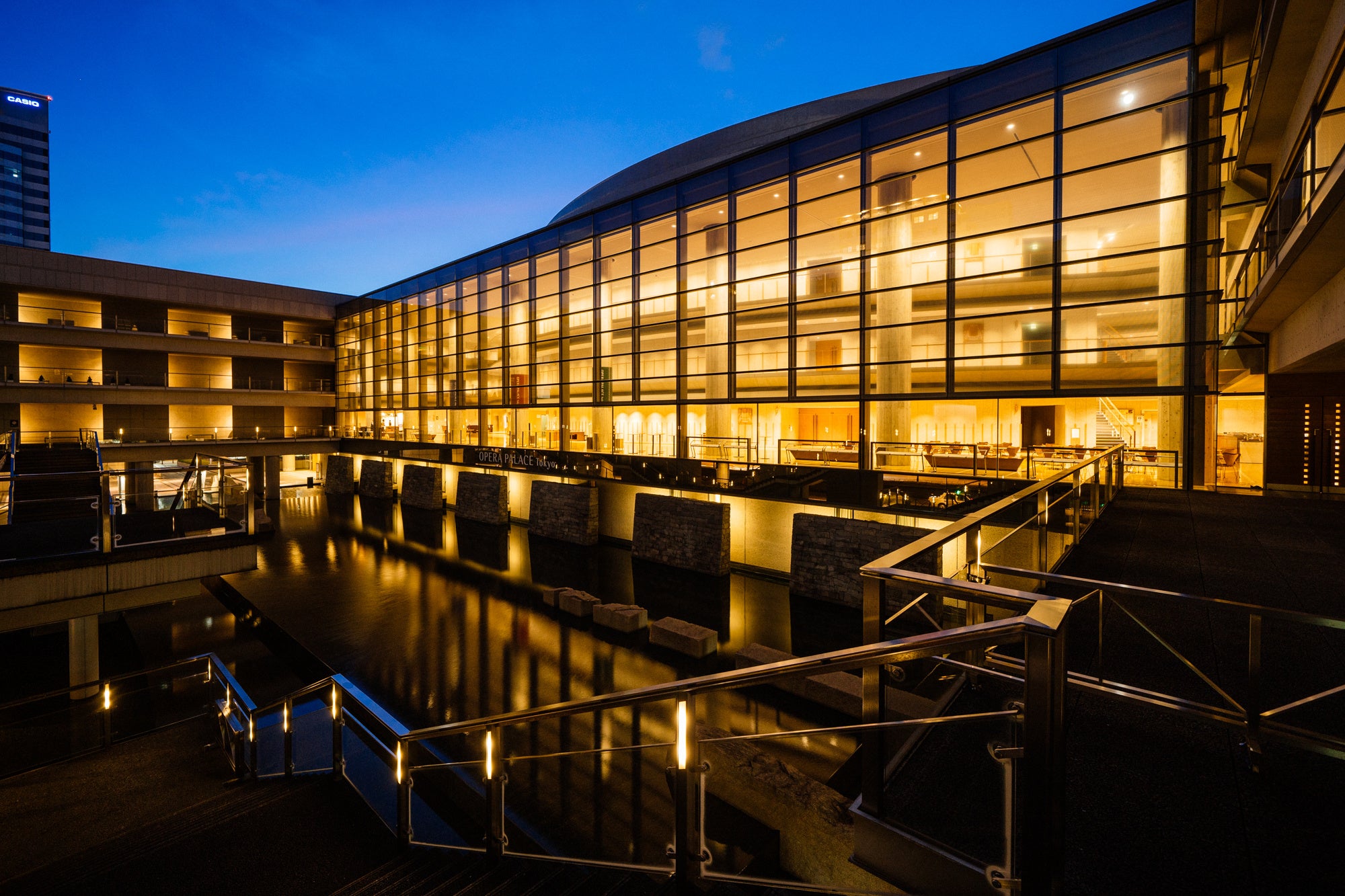 新国立劇場オペラパレス